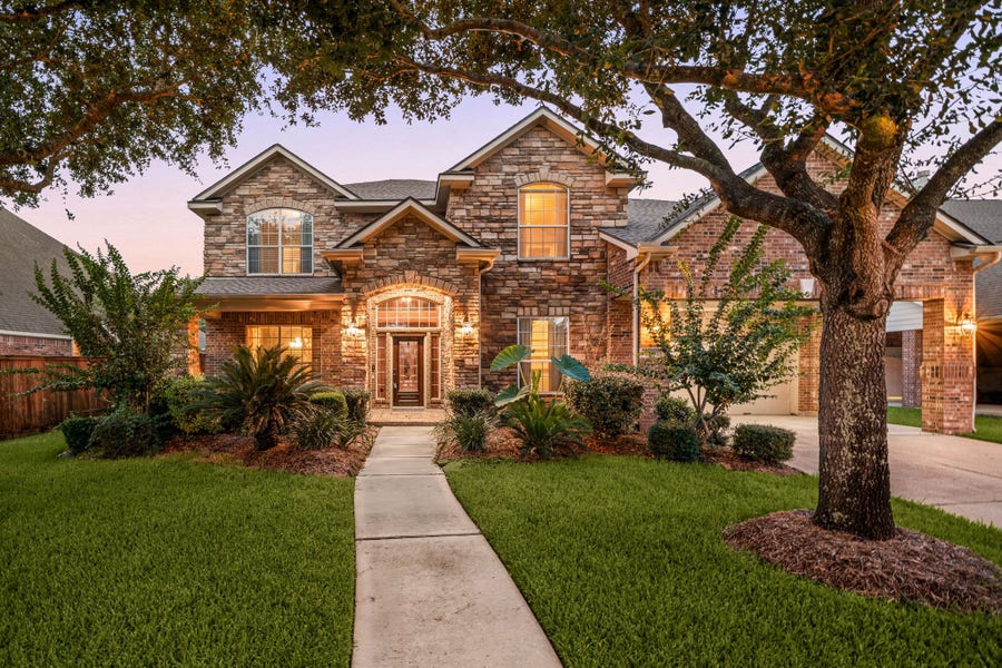 Property photo for 10910 Bellaforte Court, Richmond, TX