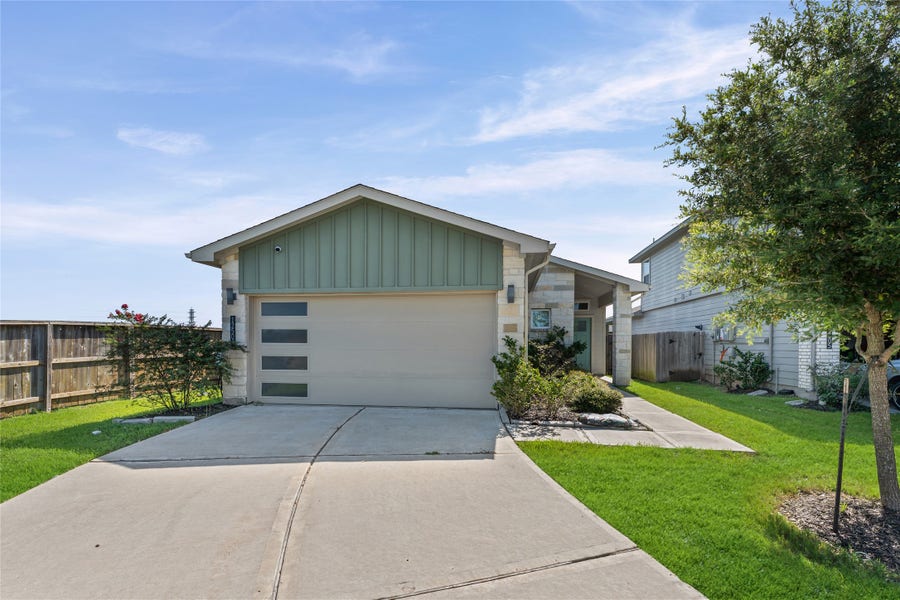 Property photo for 12503 Newport Arch Lane, Houston, TX