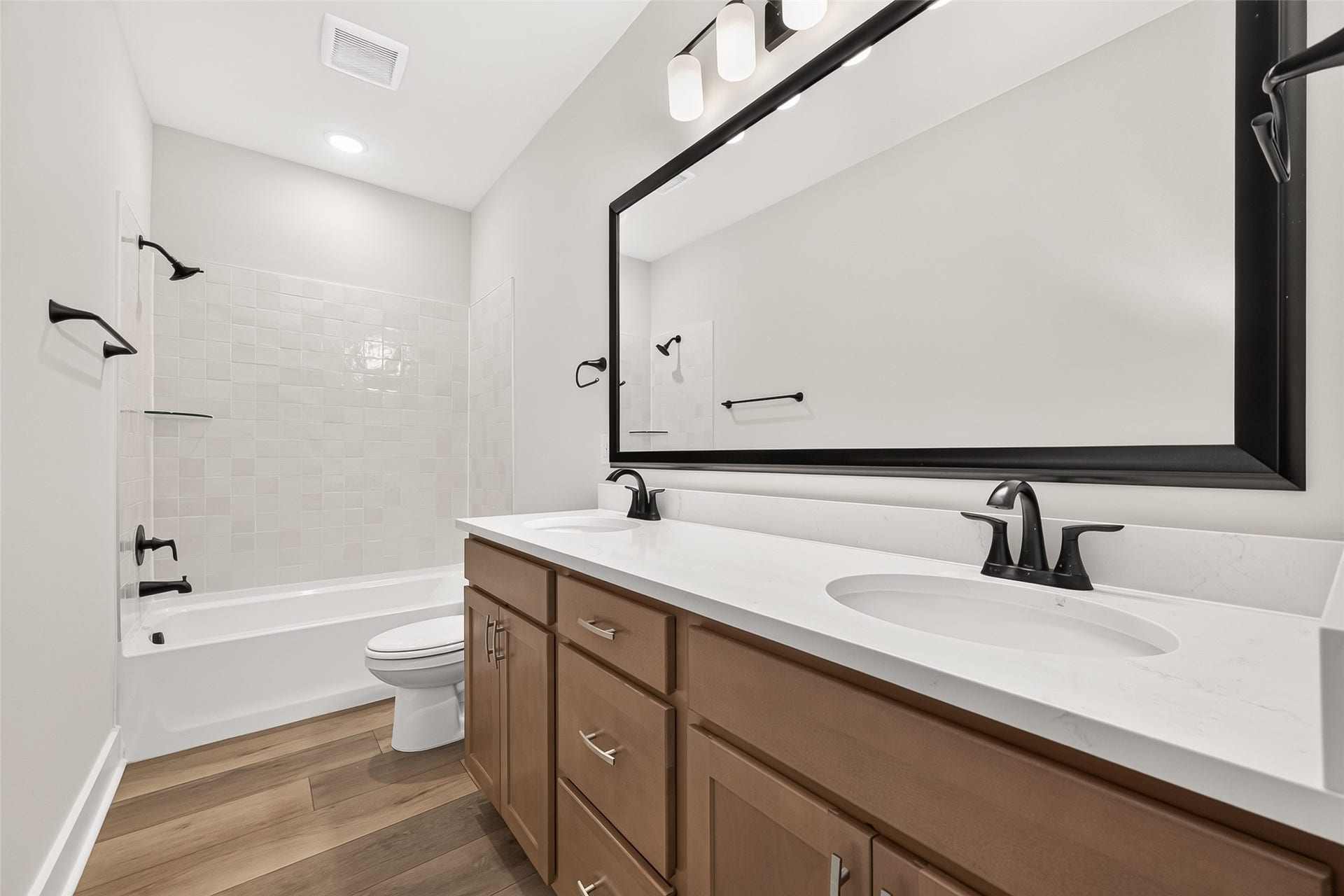 11324 Iron Horse Street, Montgomery, TX 77316 11324 Iron Horse Street, Montgomery, TX 77316