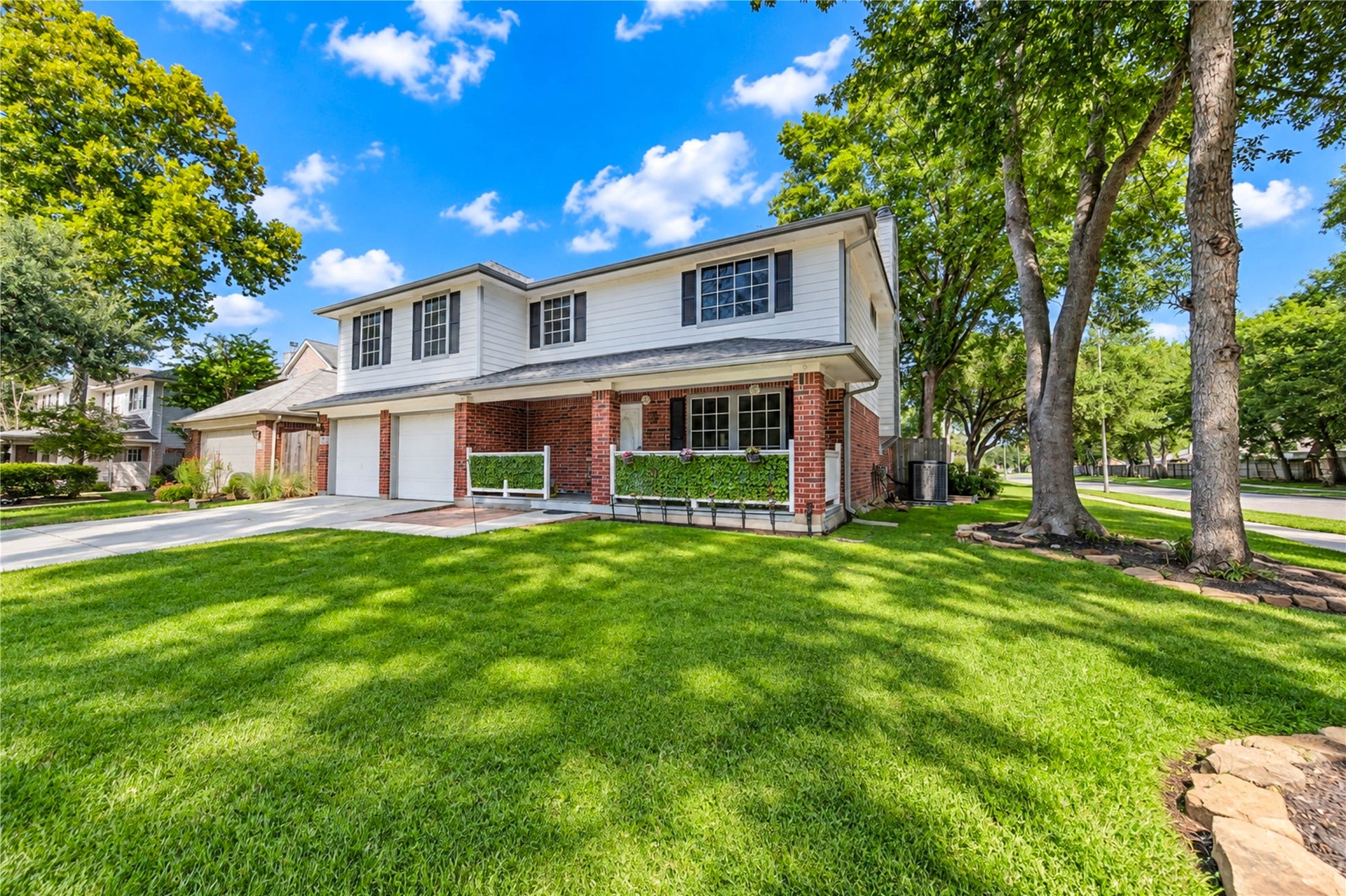 16831 Basewood Court, Sugar Land, TX 77498 16831 Basewood Court, Sugar Land, TX 77498