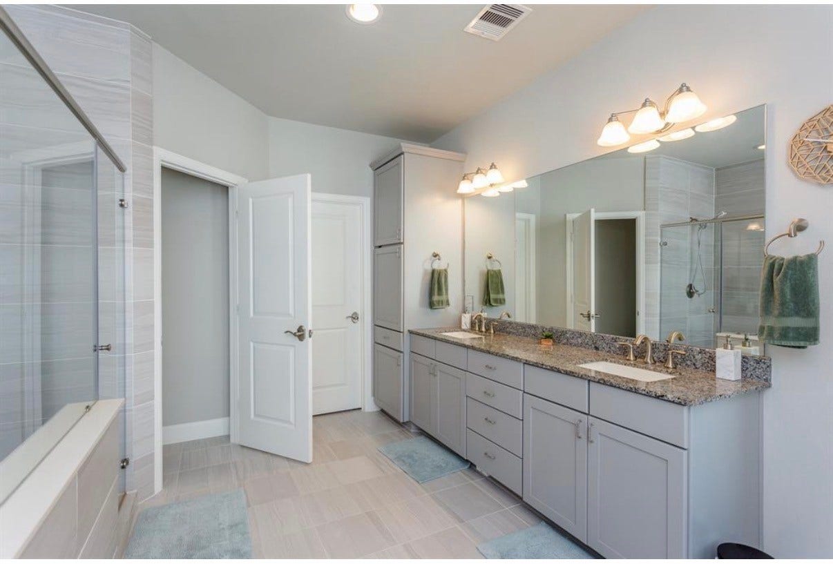 1536 Dian Street, #A, Houston, TX 77008 1536 Dian Street, #A, Houston, TX 77008