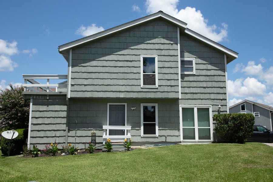 Property photo for 135 April Point Drive N, Montgomery, TX