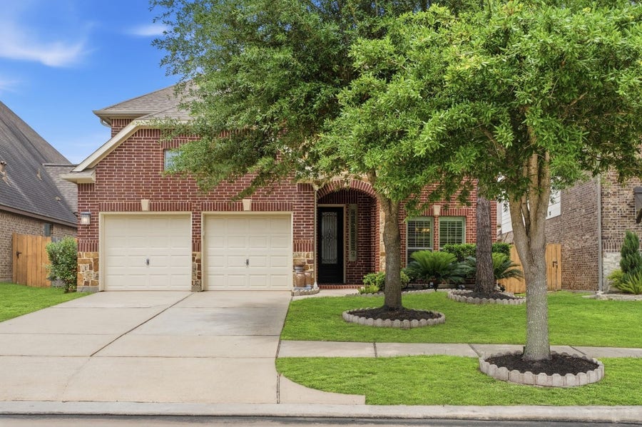 Property photo for 27383 Pendleton Trace Drive, Spring, TX