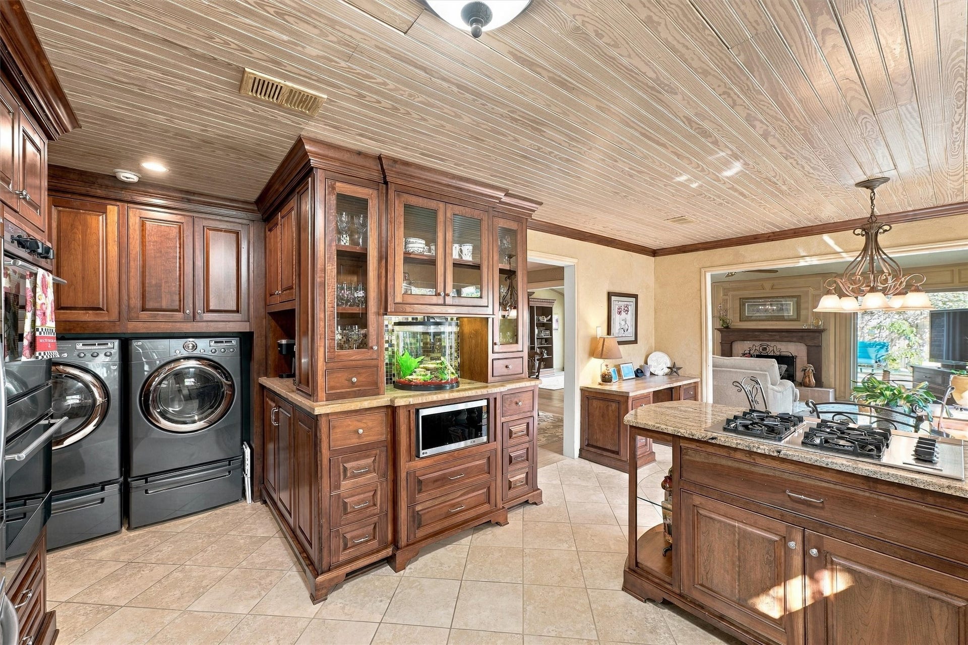 11802 Stillwater Drive, Houston, TX 77070 11802 Stillwater Drive, Houston, TX 77070