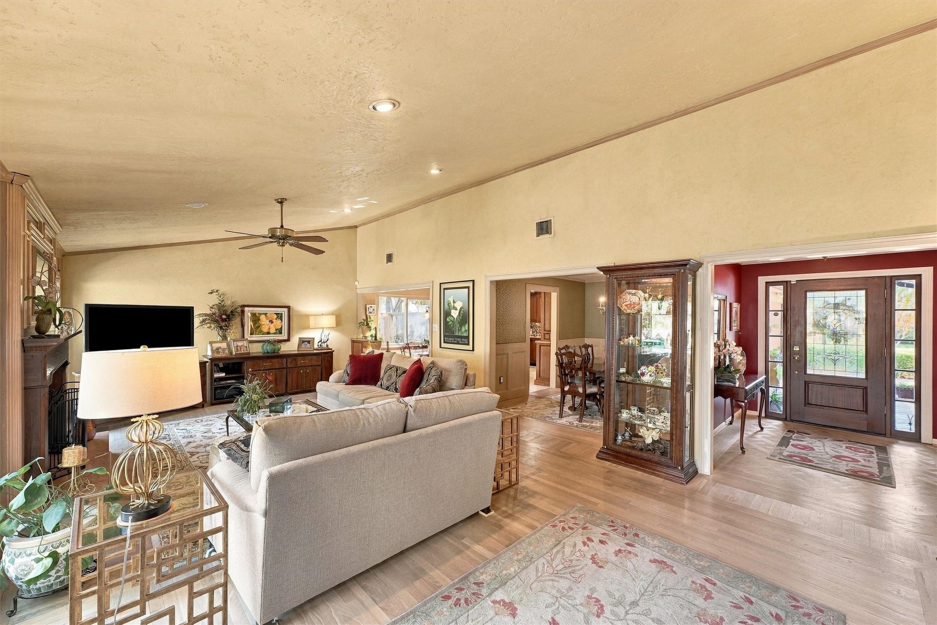 11802 Stillwater Drive, Houston, TX 77070 11802 Stillwater Drive, Houston, TX 77070