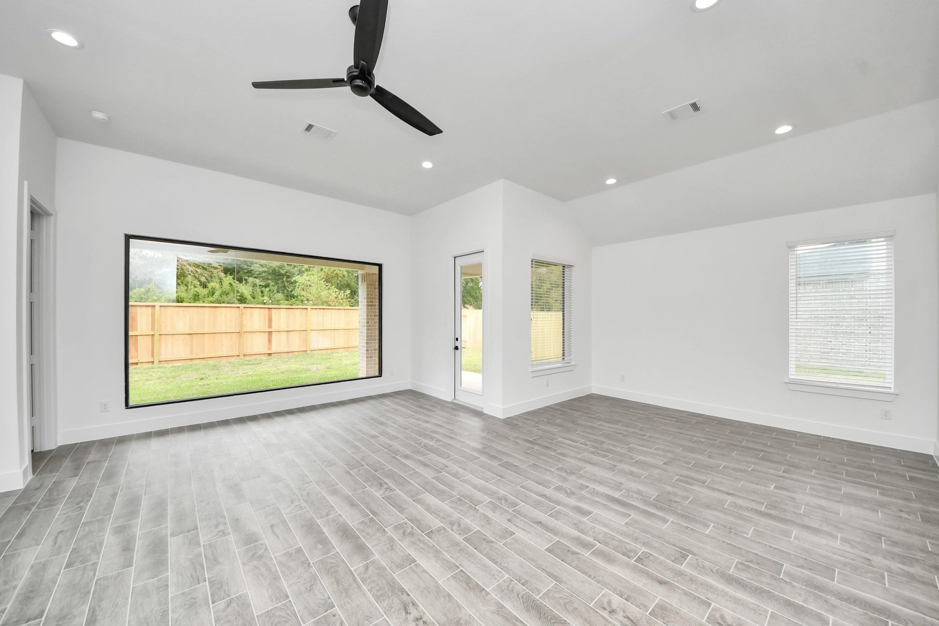 3111 Native Spring Drive, Spring, TX 77373 3111 Native Spring Drive, Spring, TX 77373