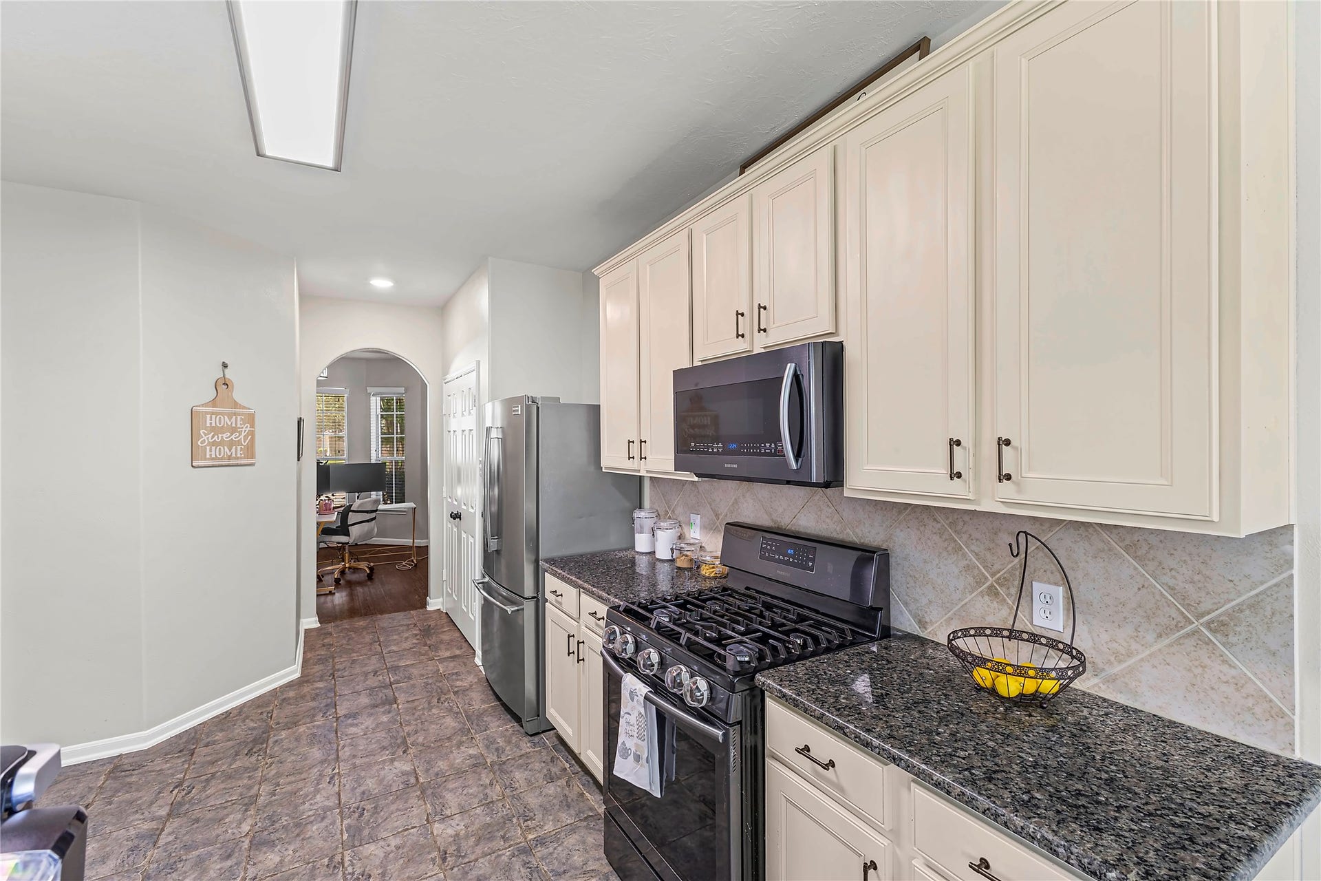 2701 Shallow Falls Court, Pearland, TX 77584 2701 Shallow Falls Court, Pearland, TX 77584