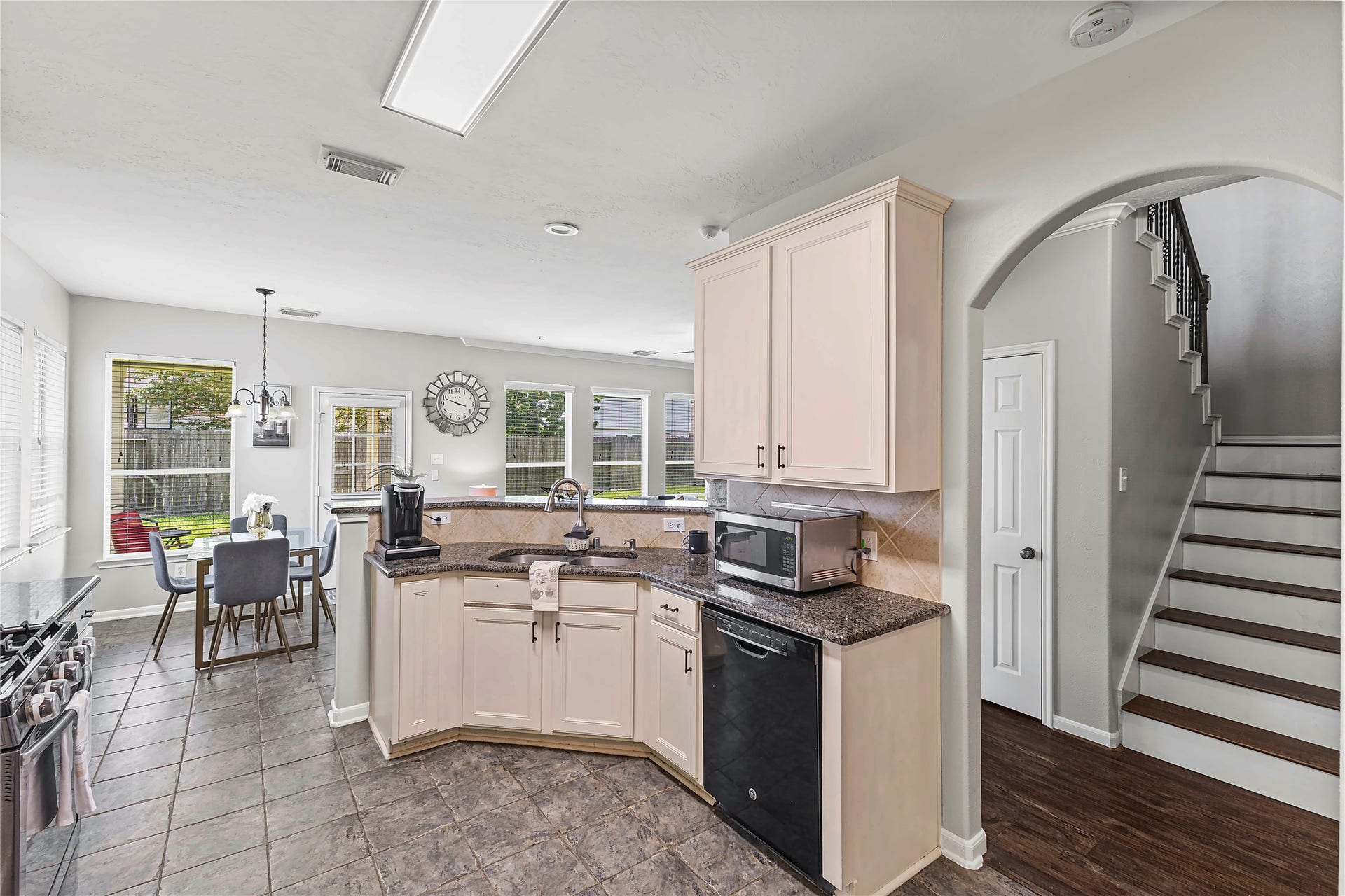2701 Shallow Falls Court, Pearland, TX 77584 2701 Shallow Falls Court, Pearland, TX 77584