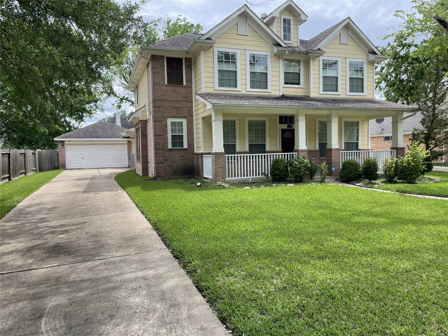Property photo for 14011 Sandy Springs Lane, Sugar Land, TX