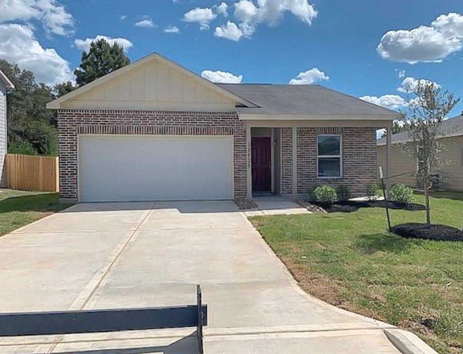Property photo for 15528 Briar Forest Drive, Conroe, TX