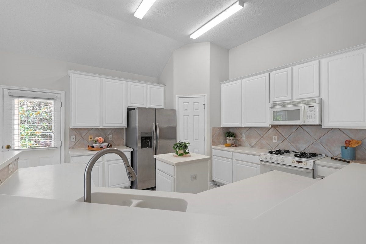 16715 Shallow Ridge Boulevard, Houston, TX 77095 16715 Shallow Ridge Boulevard, Houston, TX 77095