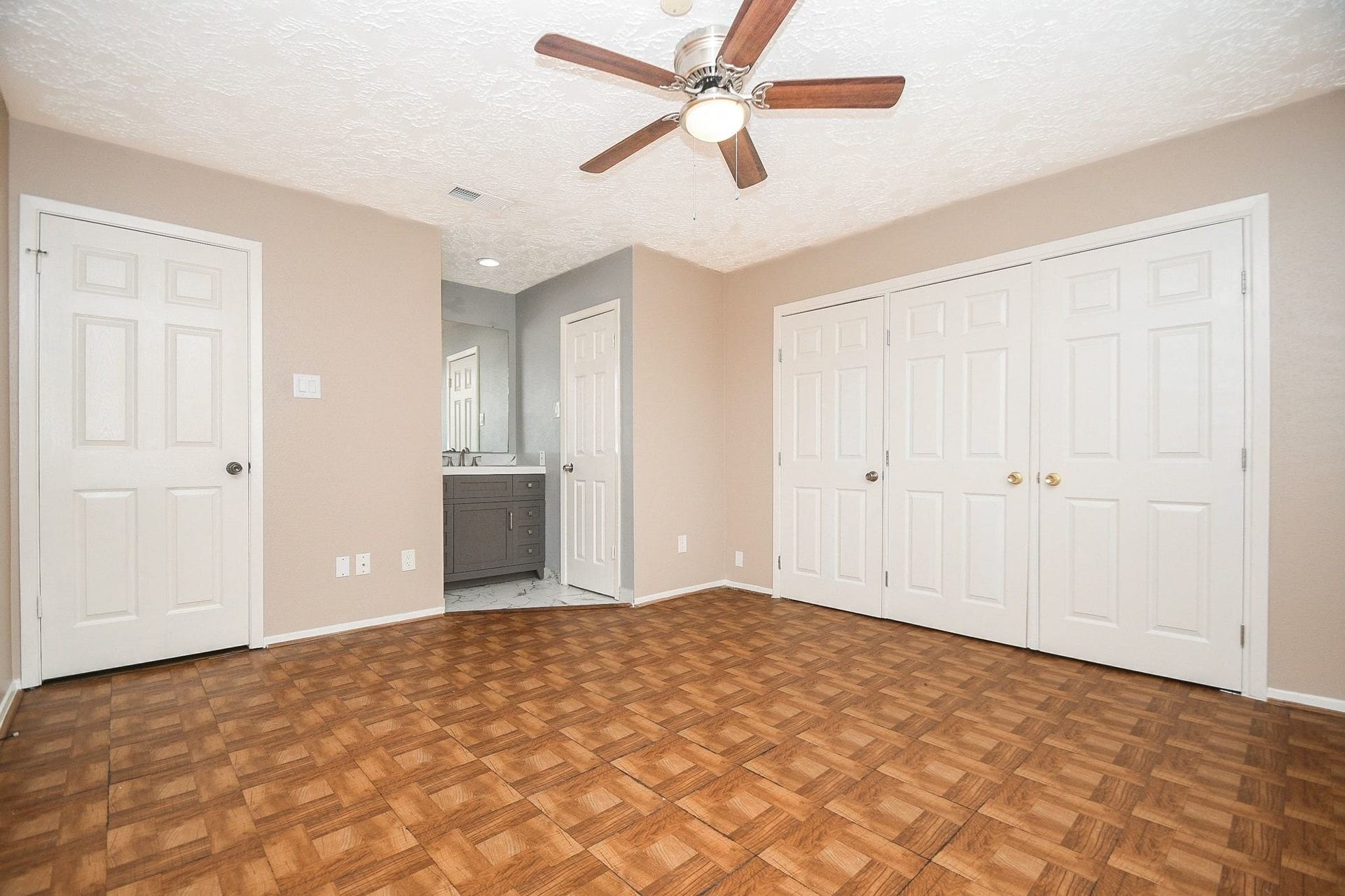 2058 Feather Ridge Drive, Missouri City, TX 77489 2058 Feather Ridge Drive, Missouri City, TX 77489