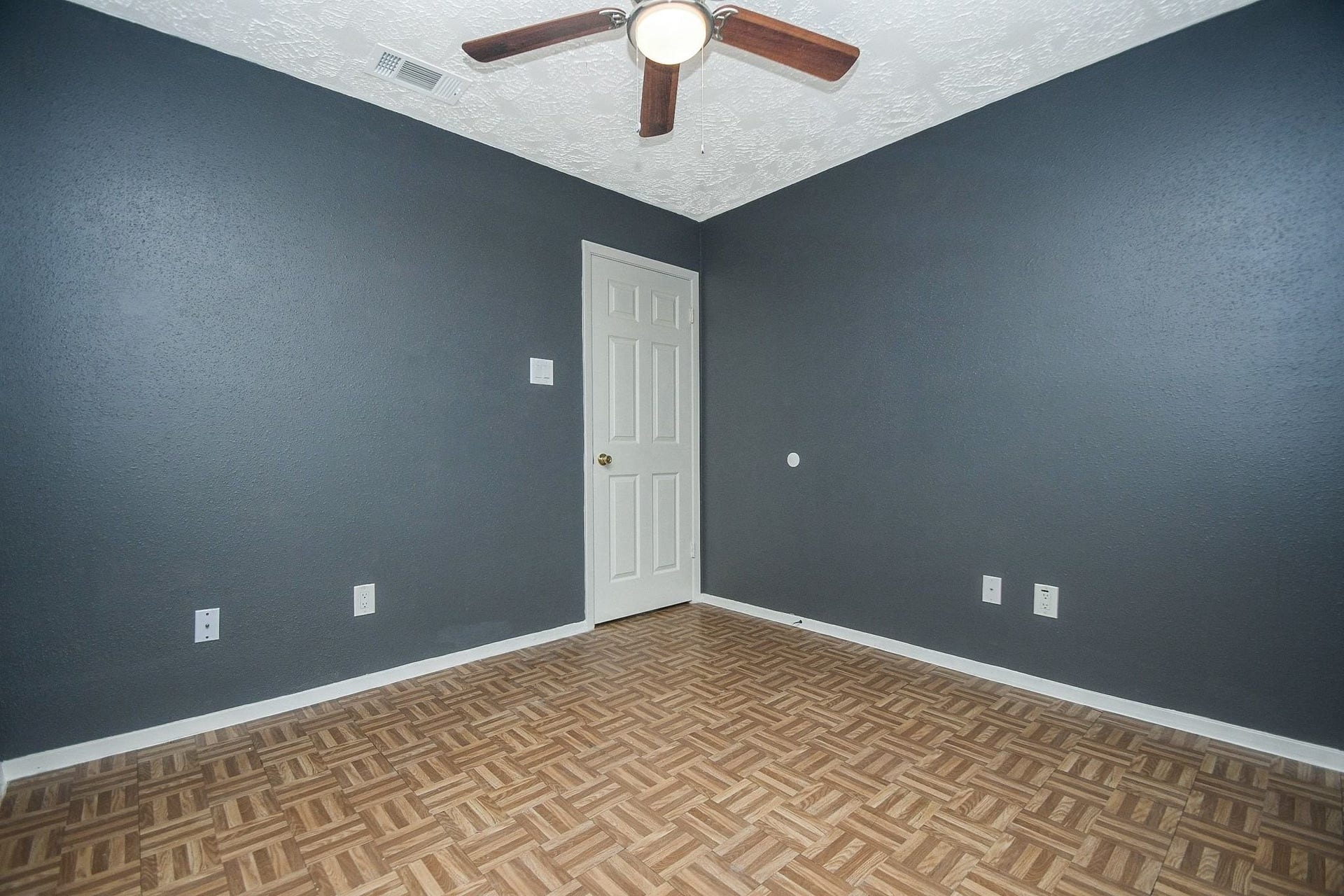 2058 Feather Ridge Drive, Missouri City, TX 77489 2058 Feather Ridge Drive, Missouri City, TX 77489