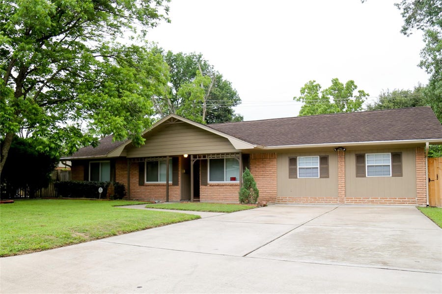 Property photo for 9517 Truscon Drive, Houston, TX