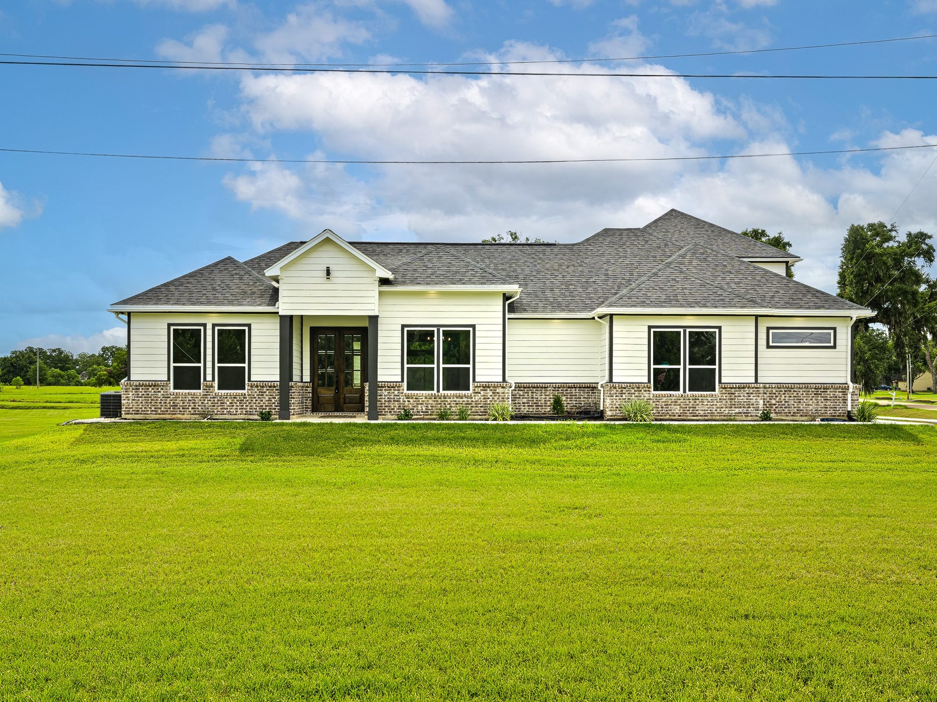 500 Campfire Trail, Angleton, TX 77515 500 Campfire Trail, Angleton, TX 77515