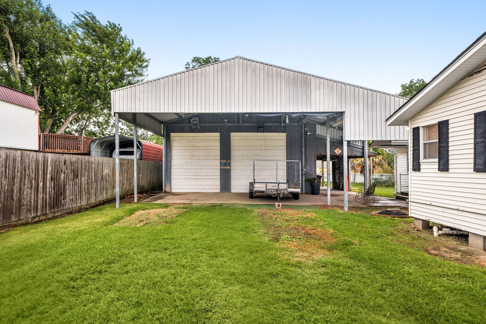 221 11th Street, San Leon, TX 77539 221 11th Street, San Leon, TX 77539