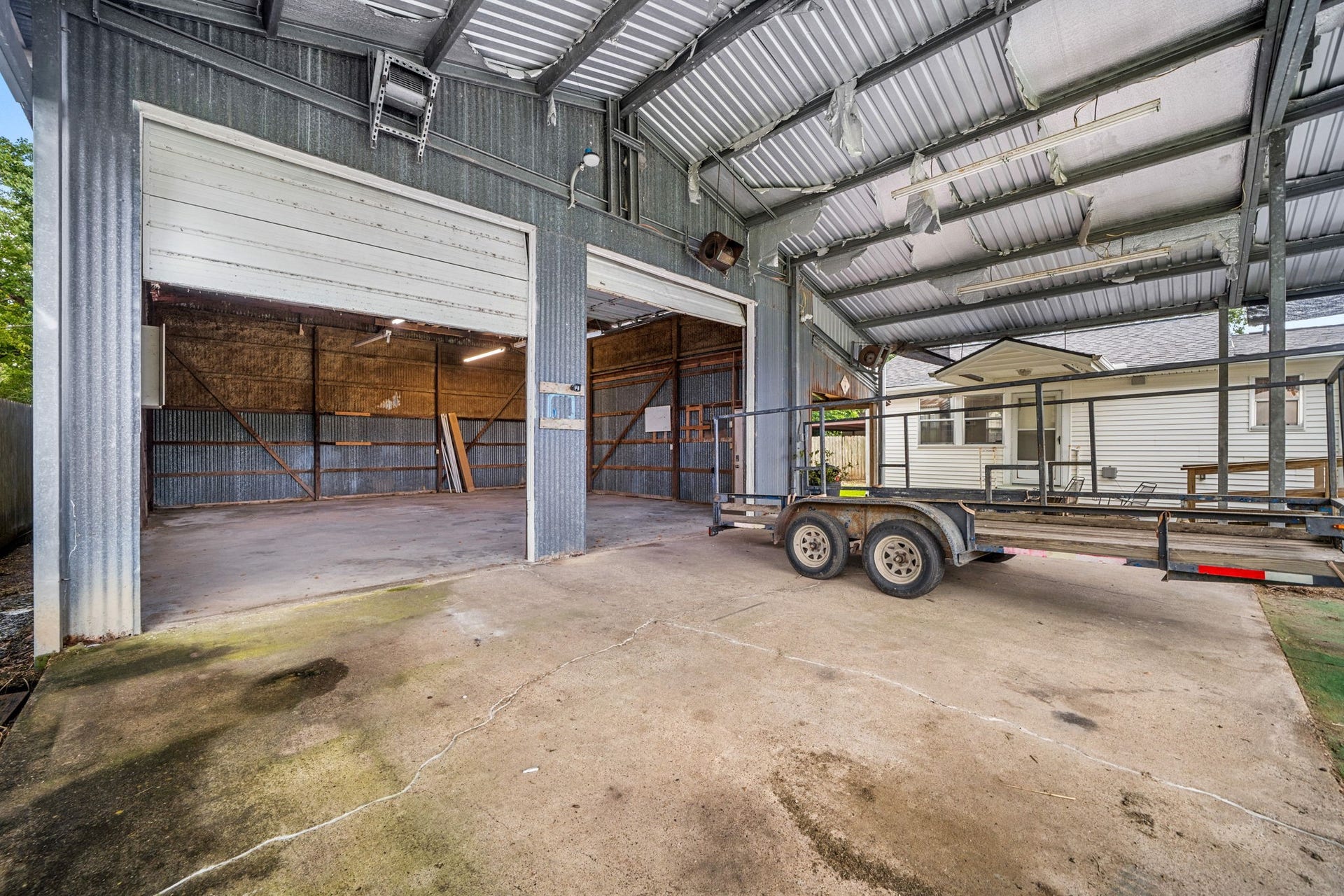 221 11th Street, San Leon, TX 77539 221 11th Street, San Leon, TX 77539