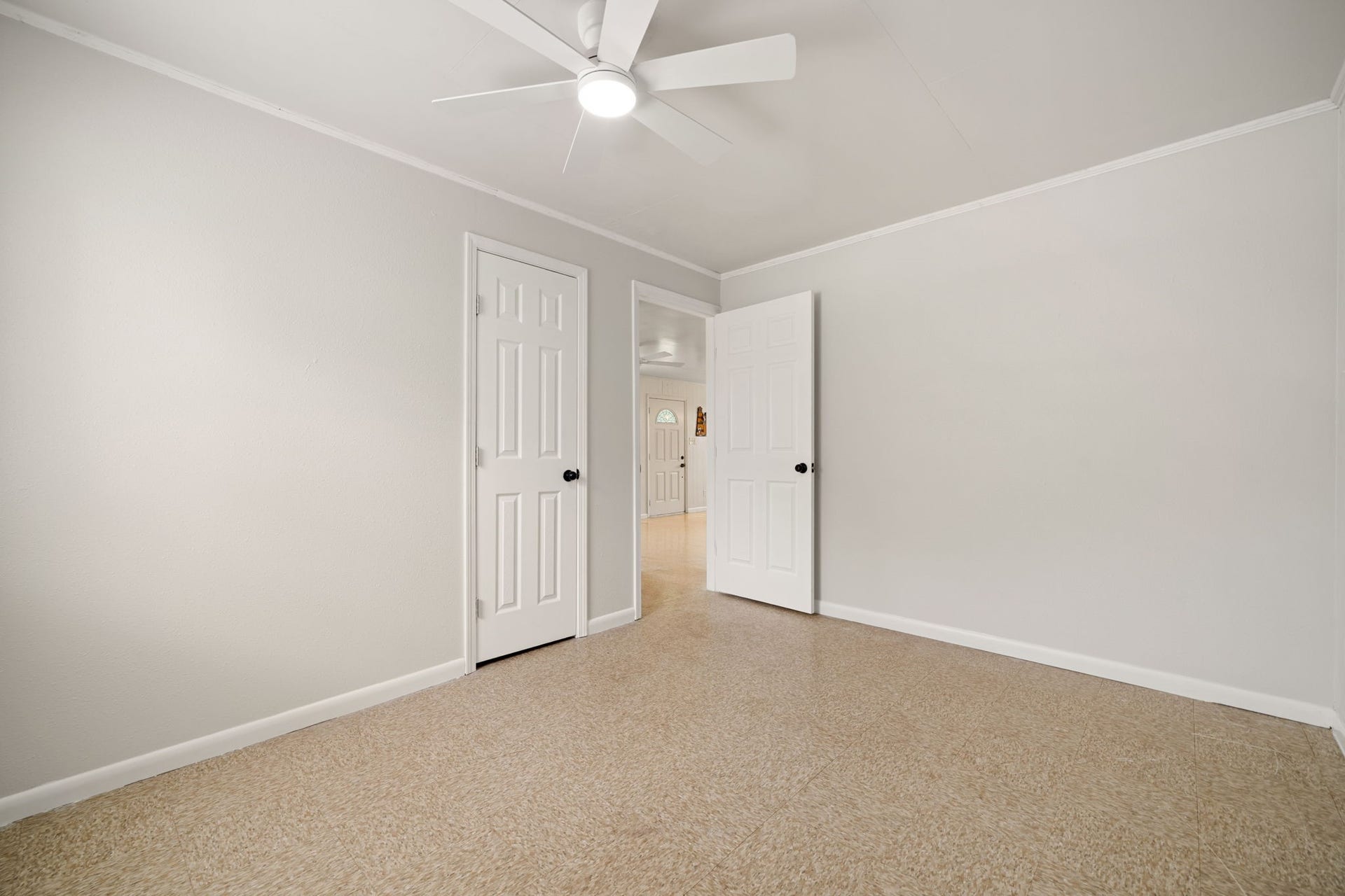 221 11th Street, San Leon, TX 77539 Bedroom 3