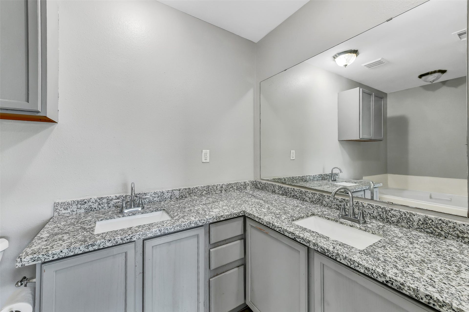1C Prairie Knoll Drive, La Marque, TX 77510 1C Prairie Knoll Drive, La Marque, TX 77510