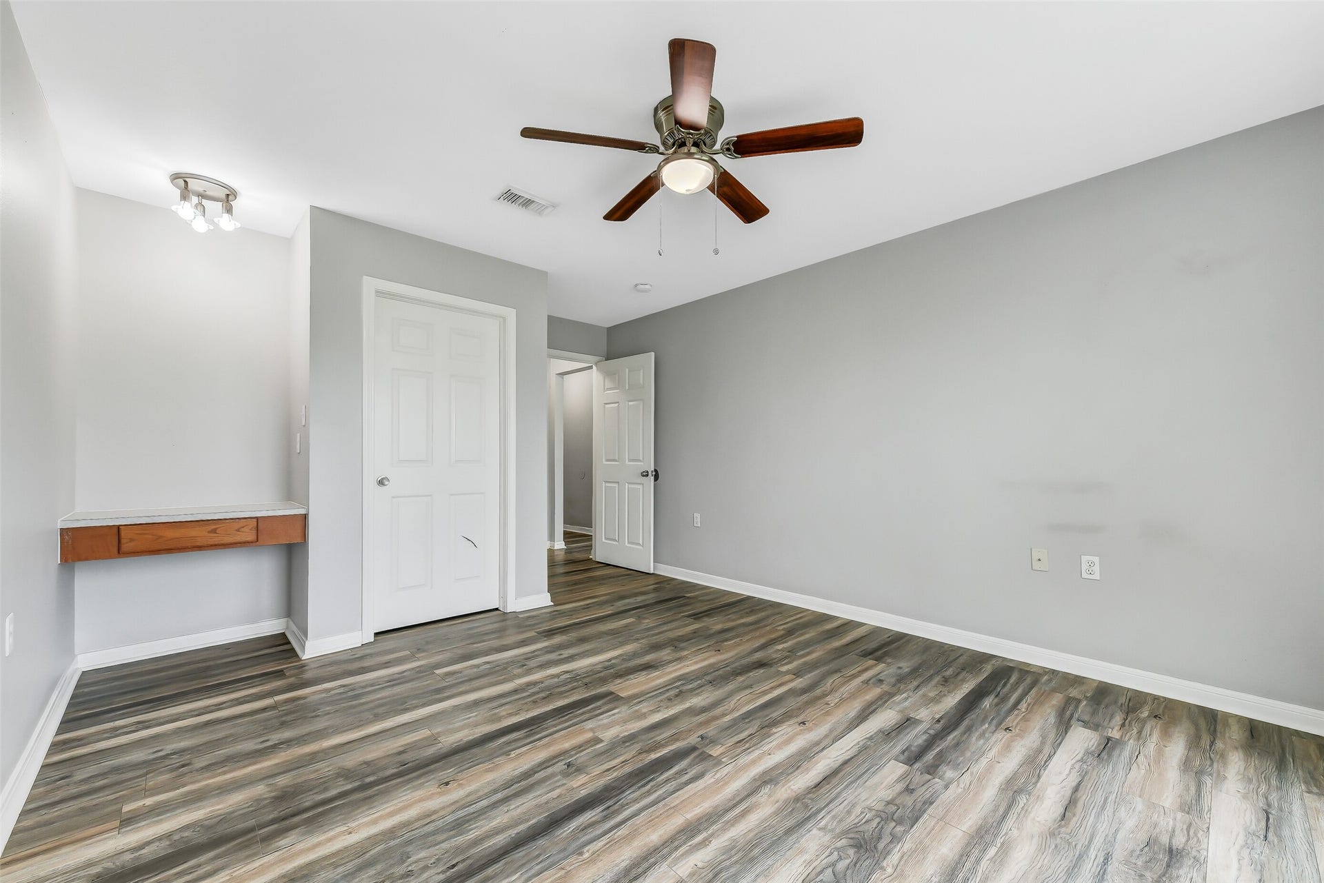 1C Prairie Knoll Drive, La Marque, TX 77510 1C Prairie Knoll Drive, La Marque, TX 77510
