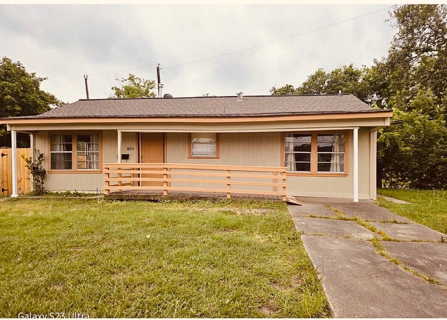 Property photo for 3026 Airport Boulevard, Houston, TX