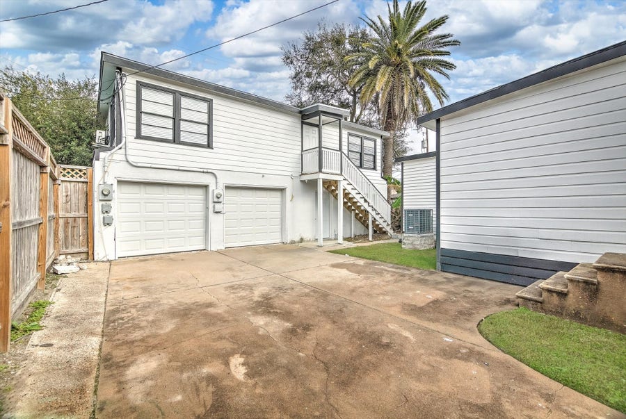 Property photo for 4006 Avenue R 1/2 Rear, #Down, Galveston, TX