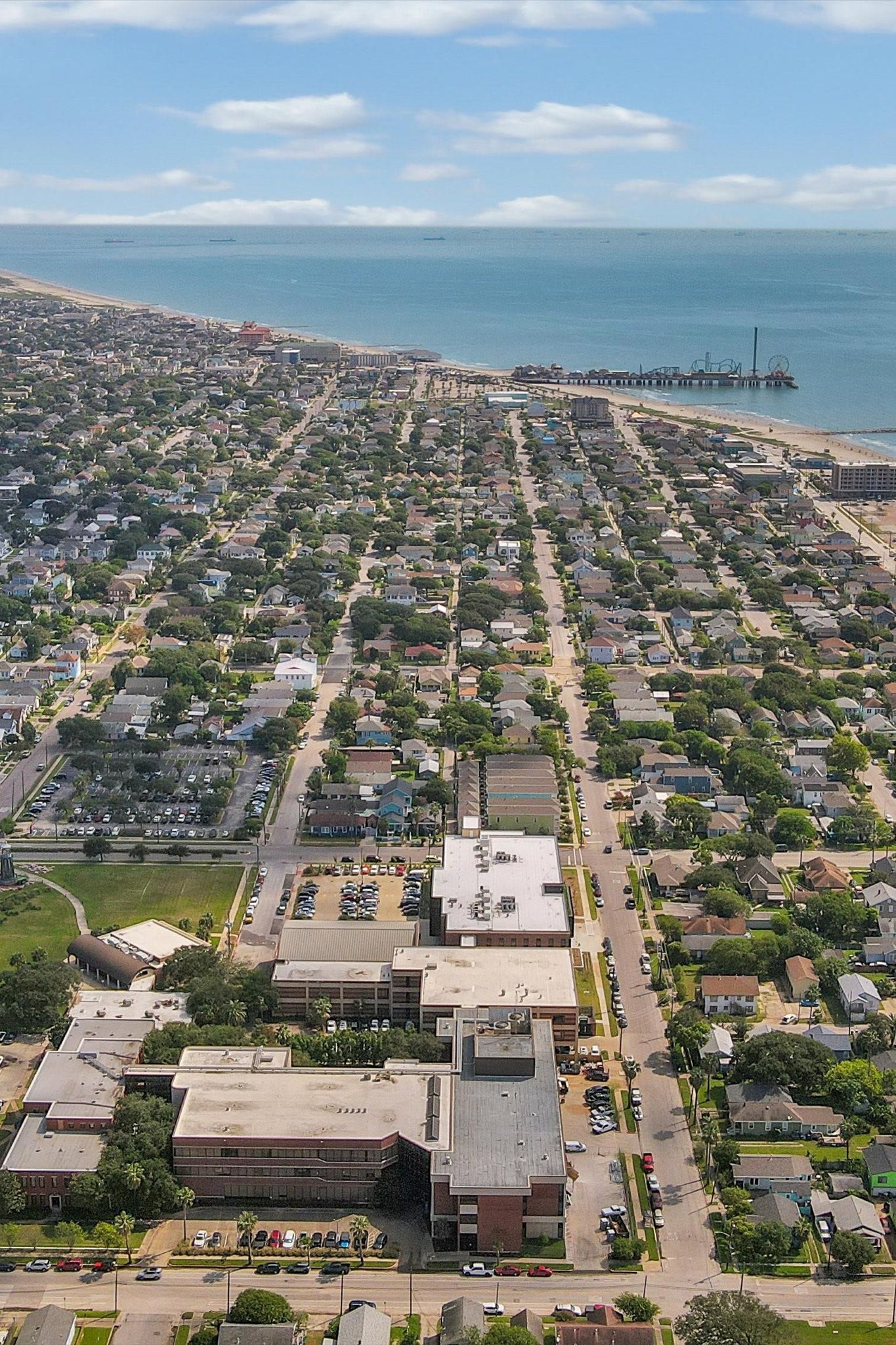 4006 Avenue R 1/2 Rear, #Down, Galveston, TX 77550 4006 Avenue R 1/2 Rear, #Down, Galveston, TX 77550