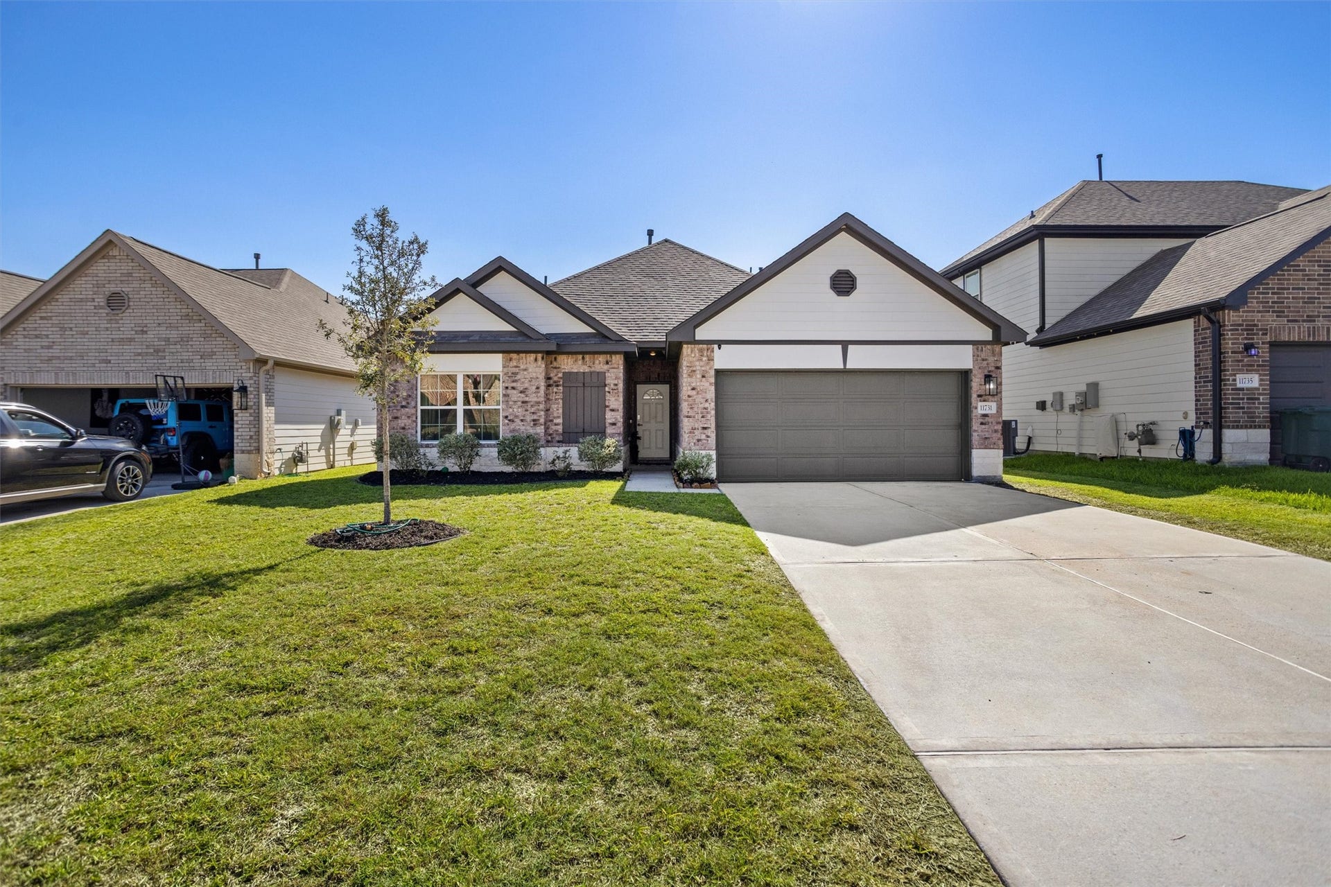 11731 Eclipse Drive, Willis, TX 77318 This home has great curb appeal.