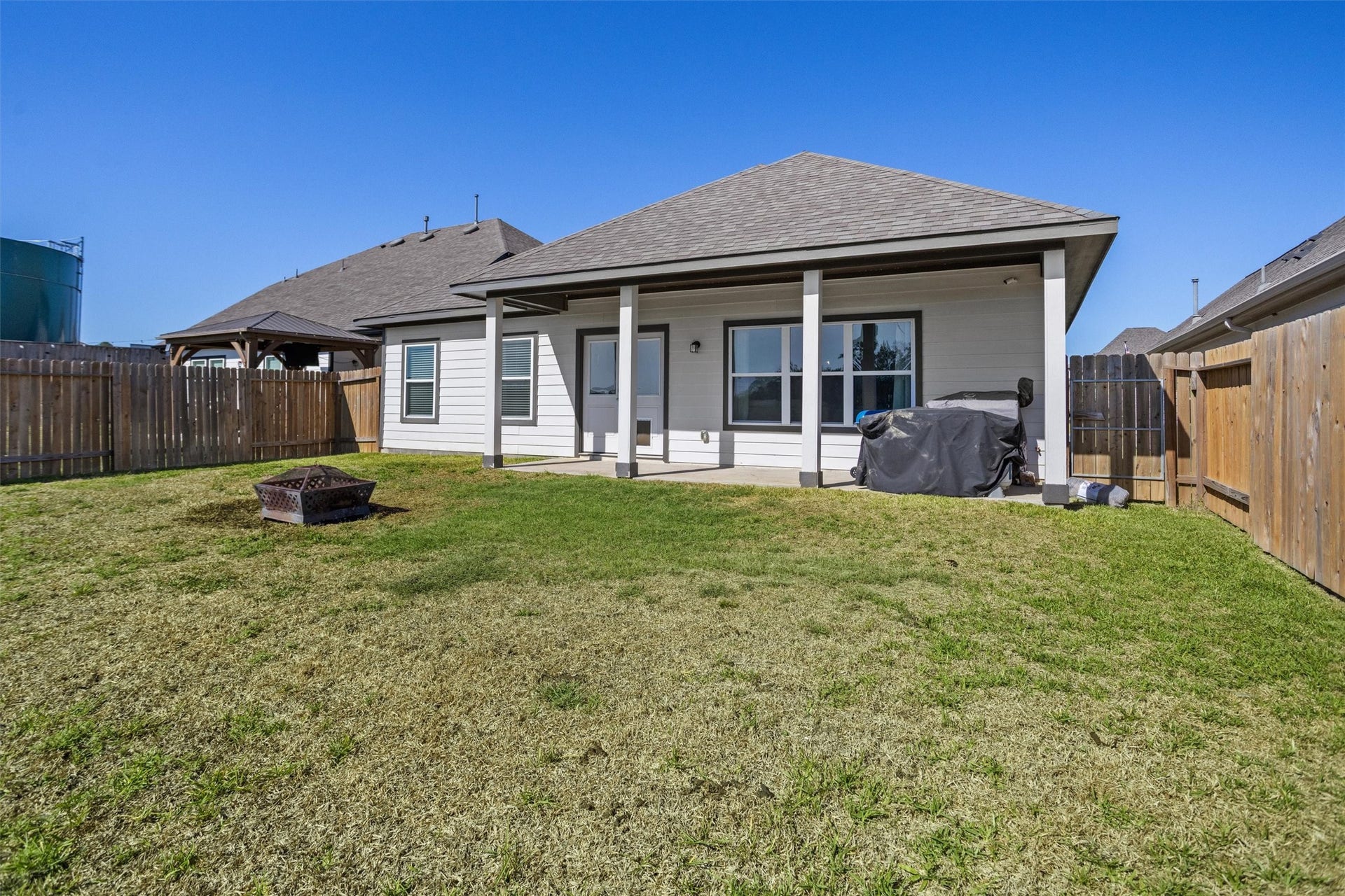 11731 Eclipse Drive, Willis, TX 77318 Large yard with a water view.