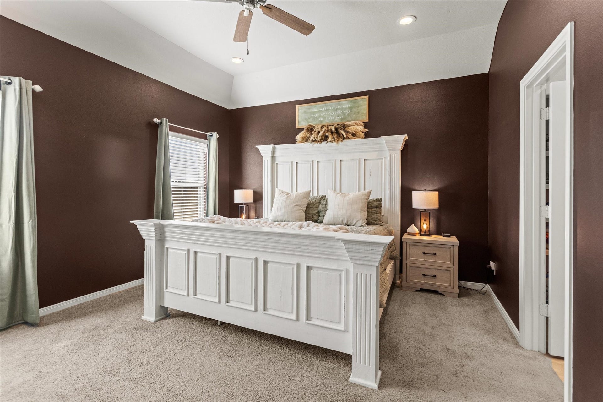 11731 Eclipse Drive, Willis, TX 77318 Primary suite.