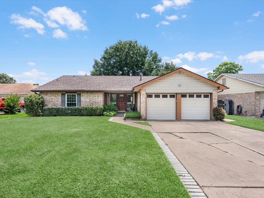 Property photo for 11219 Concho Street, Houston, TX