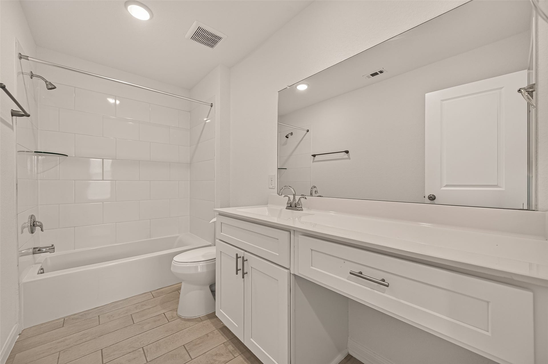 18239 Sonresa Way, Tomball, TX 77377 18239 Sonresa Way, Tomball, TX 77377