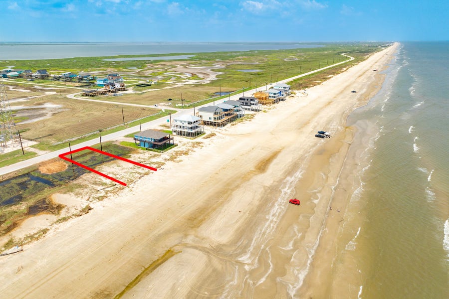 Property photo for 7910 Blue Water Highway, Freeport, TX