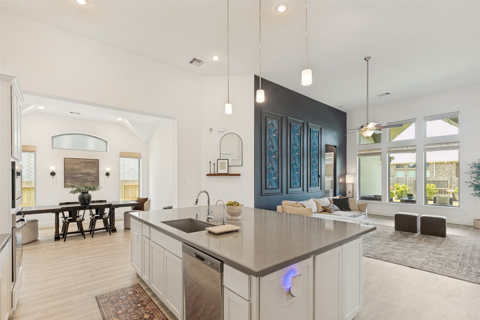 4923 Opal Sunset Court, League City, TX 77573 4923 Opal Sunset Court, League City, TX 77573