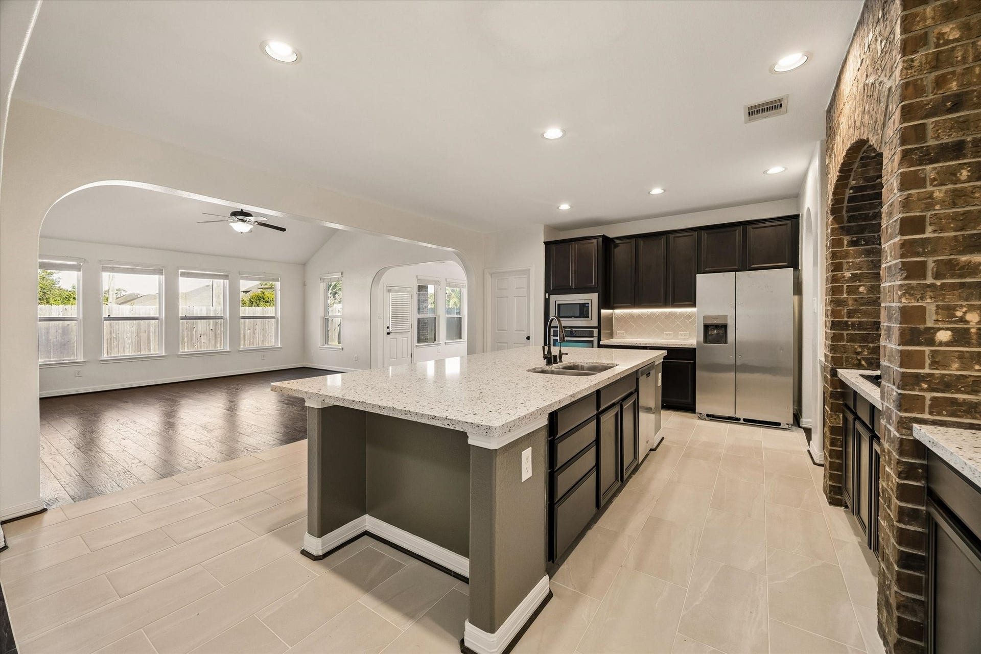 17702 Kathywood Drive, Tomball, TX 77377 17702 Kathywood Drive, Tomball, TX 77377