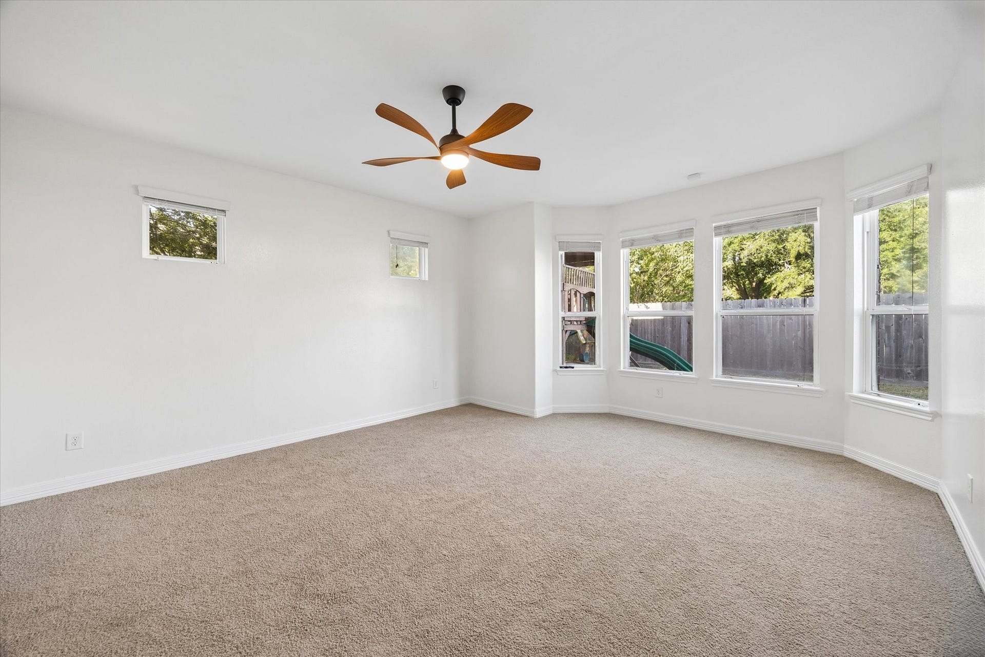17702 Kathywood Drive, Tomball, TX 77377 17702 Kathywood Drive, Tomball, TX 77377
