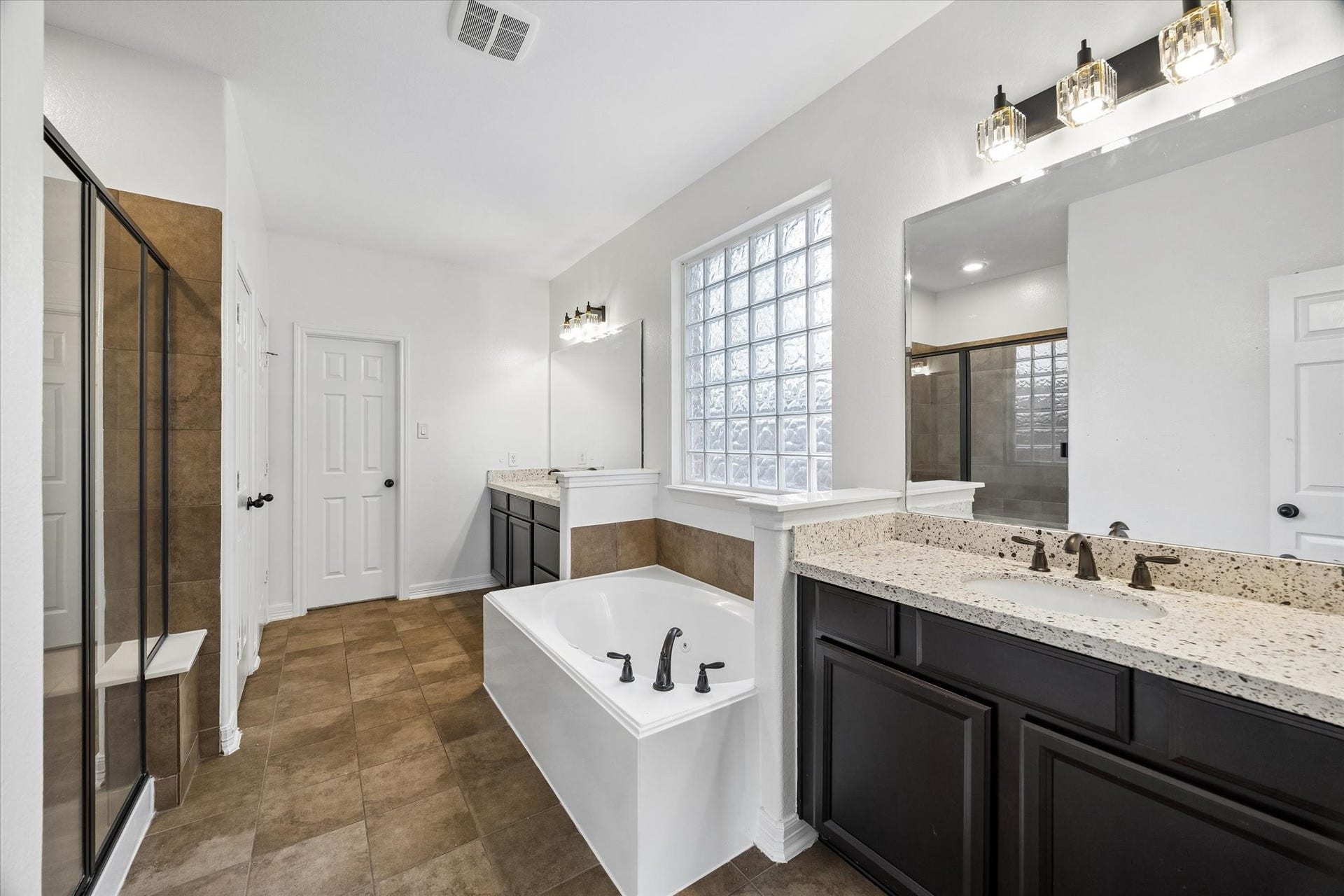 17702 Kathywood Drive, Tomball, TX 77377 17702 Kathywood Drive, Tomball, TX 77377