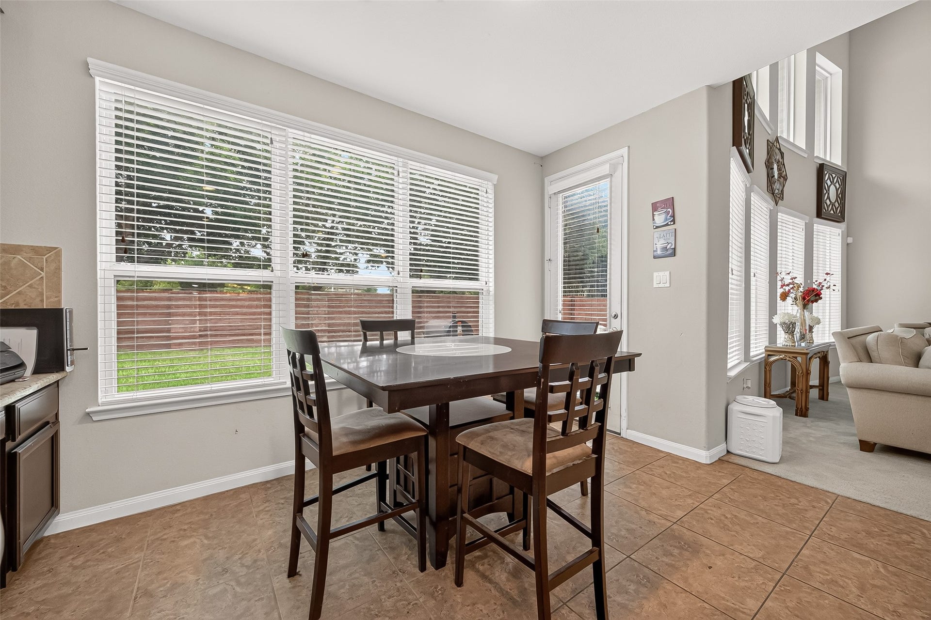 Breakfast nook.