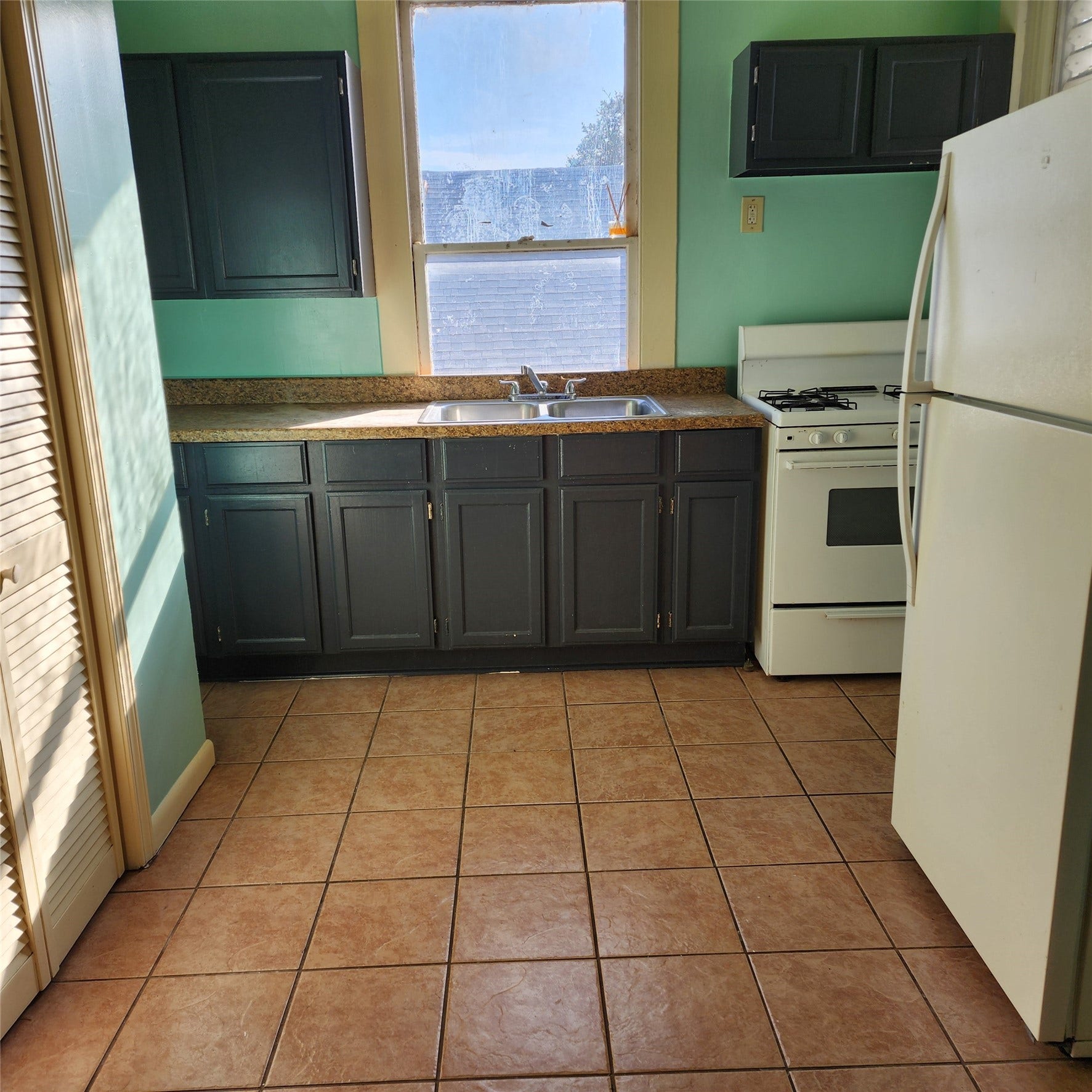 4401 Avenue Q 1/2, #2, Galveston, TX 77550