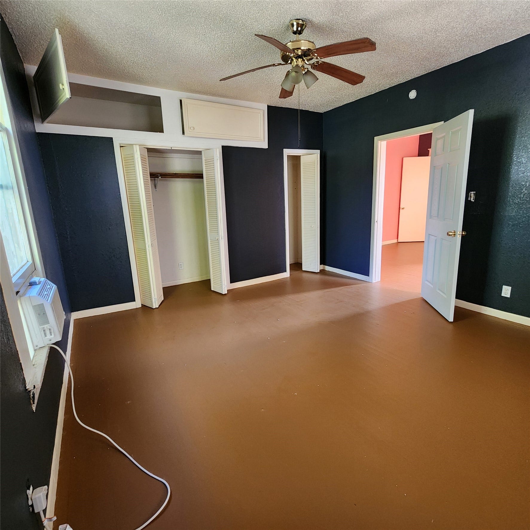 4401 Avenue Q 1/2, #2, Galveston, TX 77550