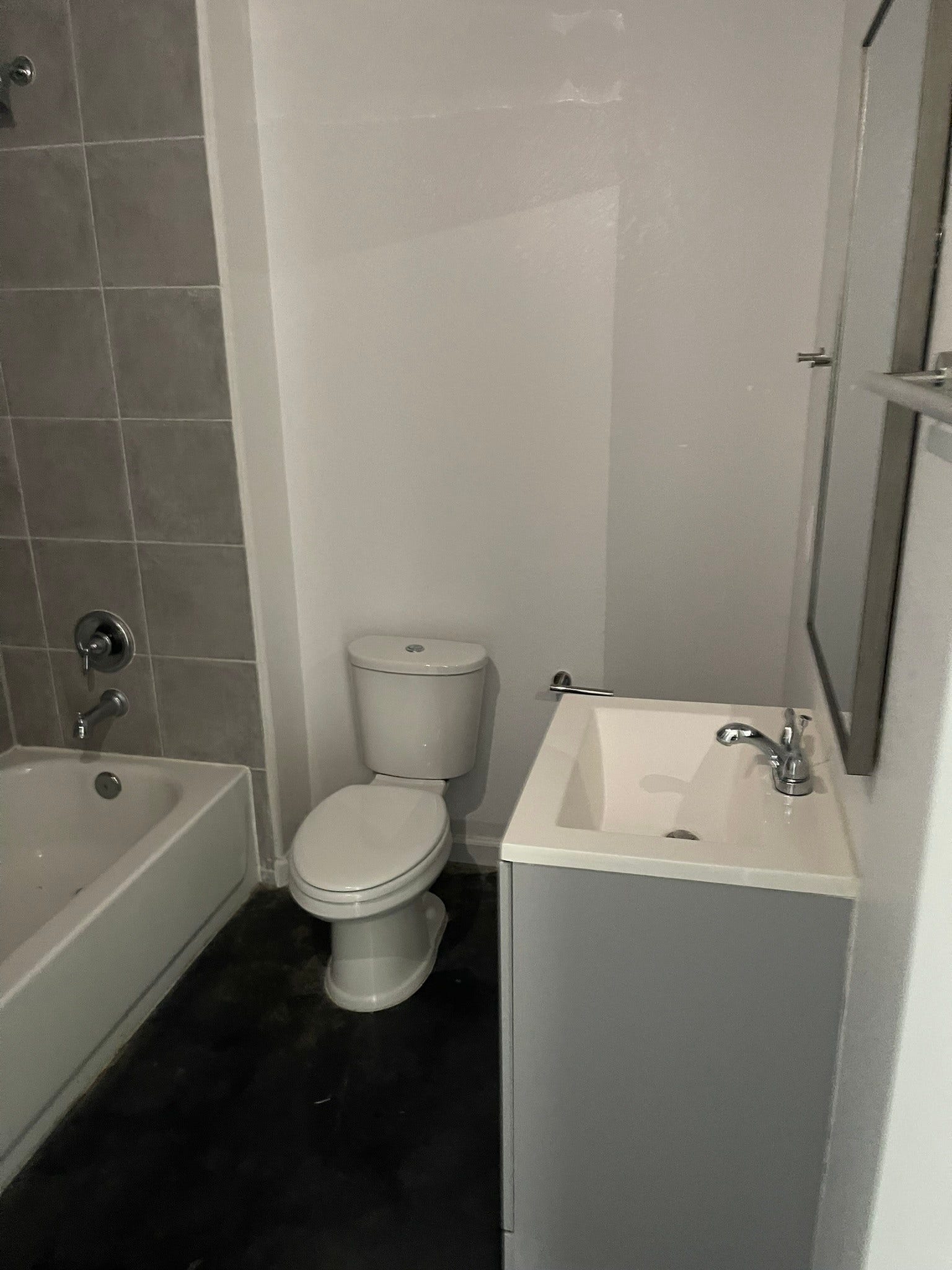 410 Sugar Haven Lane, #C, Kendleton, TX 77451 Guest restroom