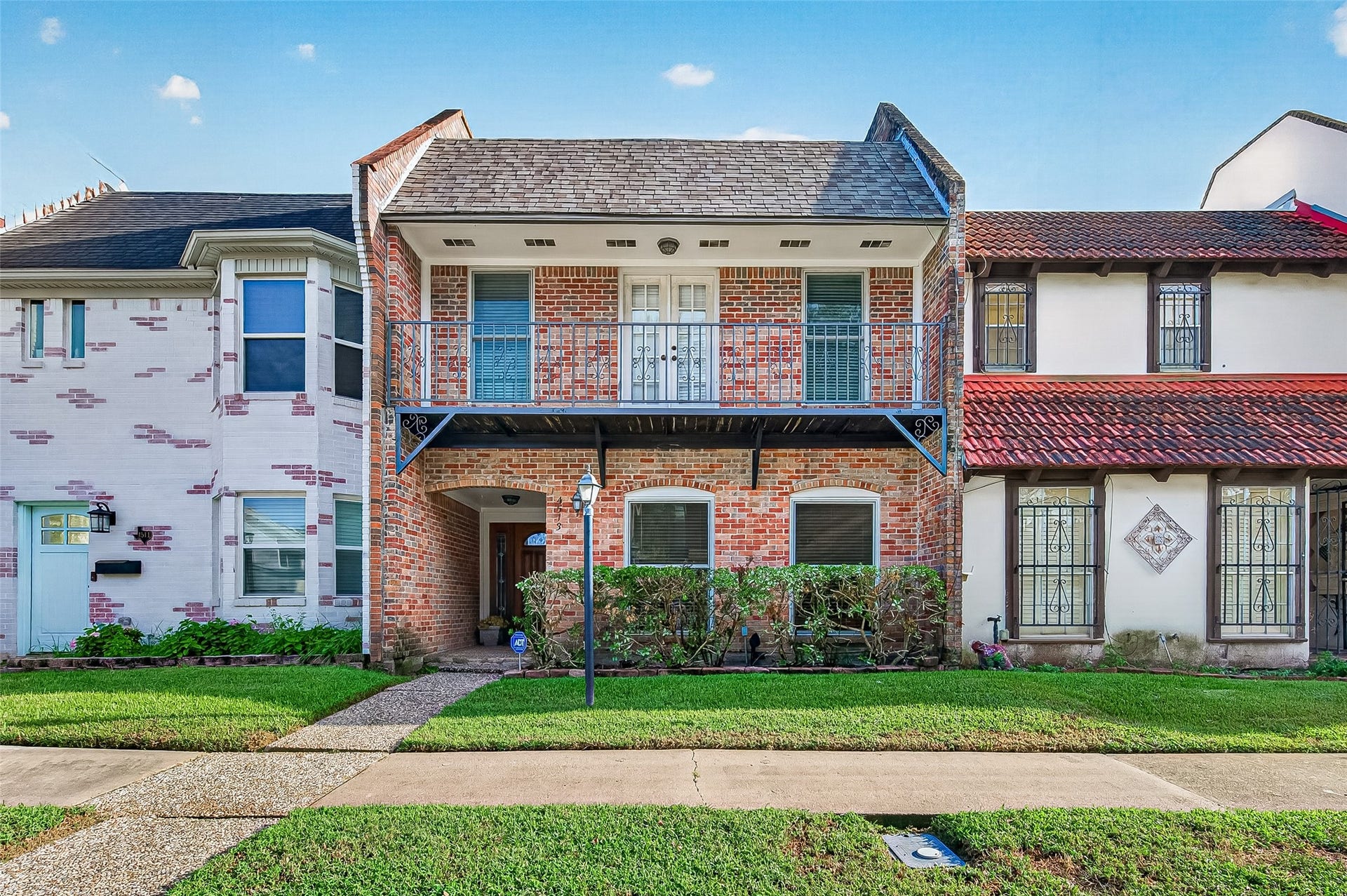 4513 Acacia, Bellaire, TX 77401 4513 Acacia, Bellaire, TX 77401