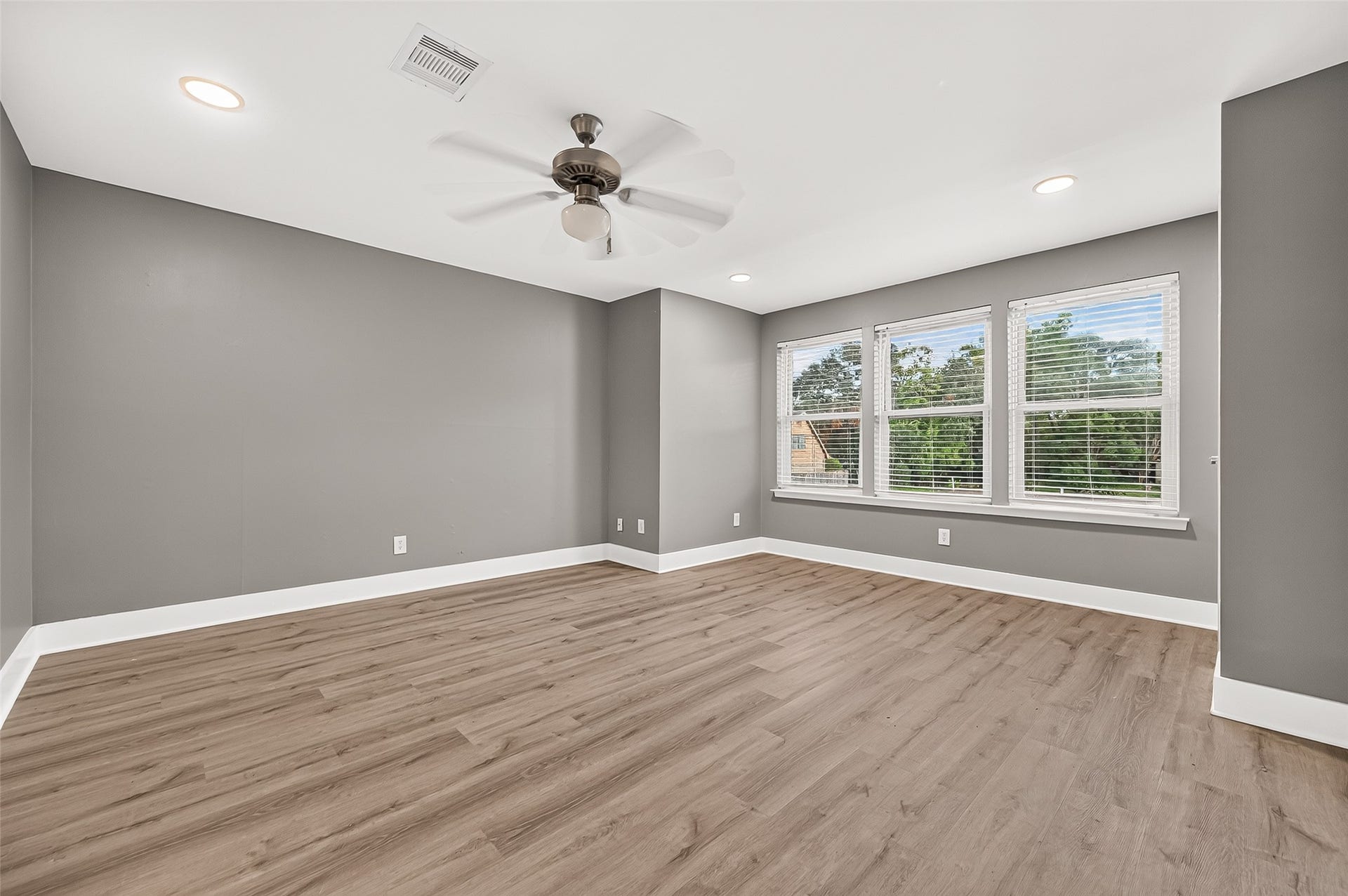 4513 Acacia, Bellaire, TX 77401 4513 Acacia, Bellaire, TX 77401