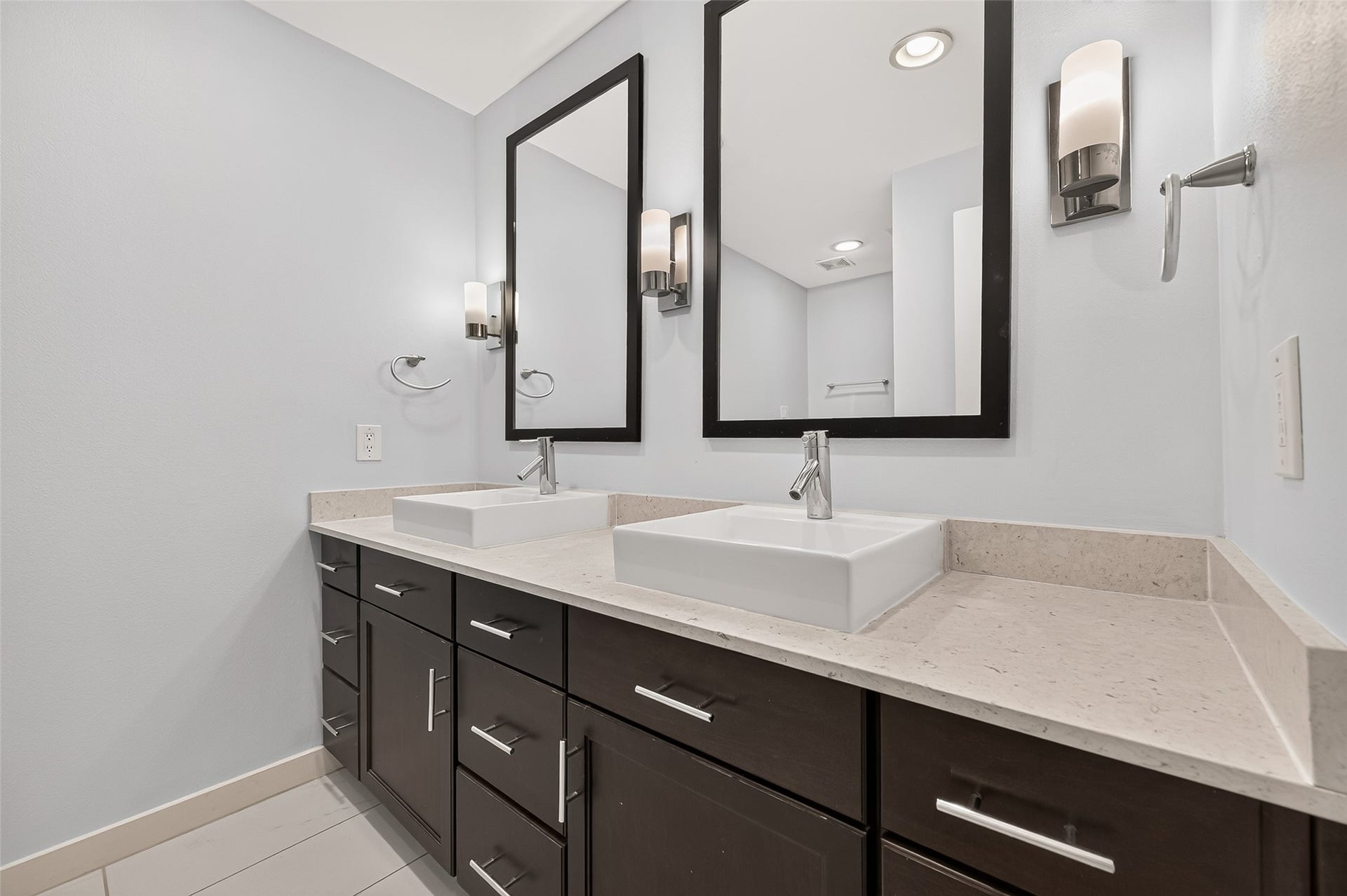 4513 Acacia, Bellaire, TX 77401 4513 Acacia, Bellaire, TX 77401