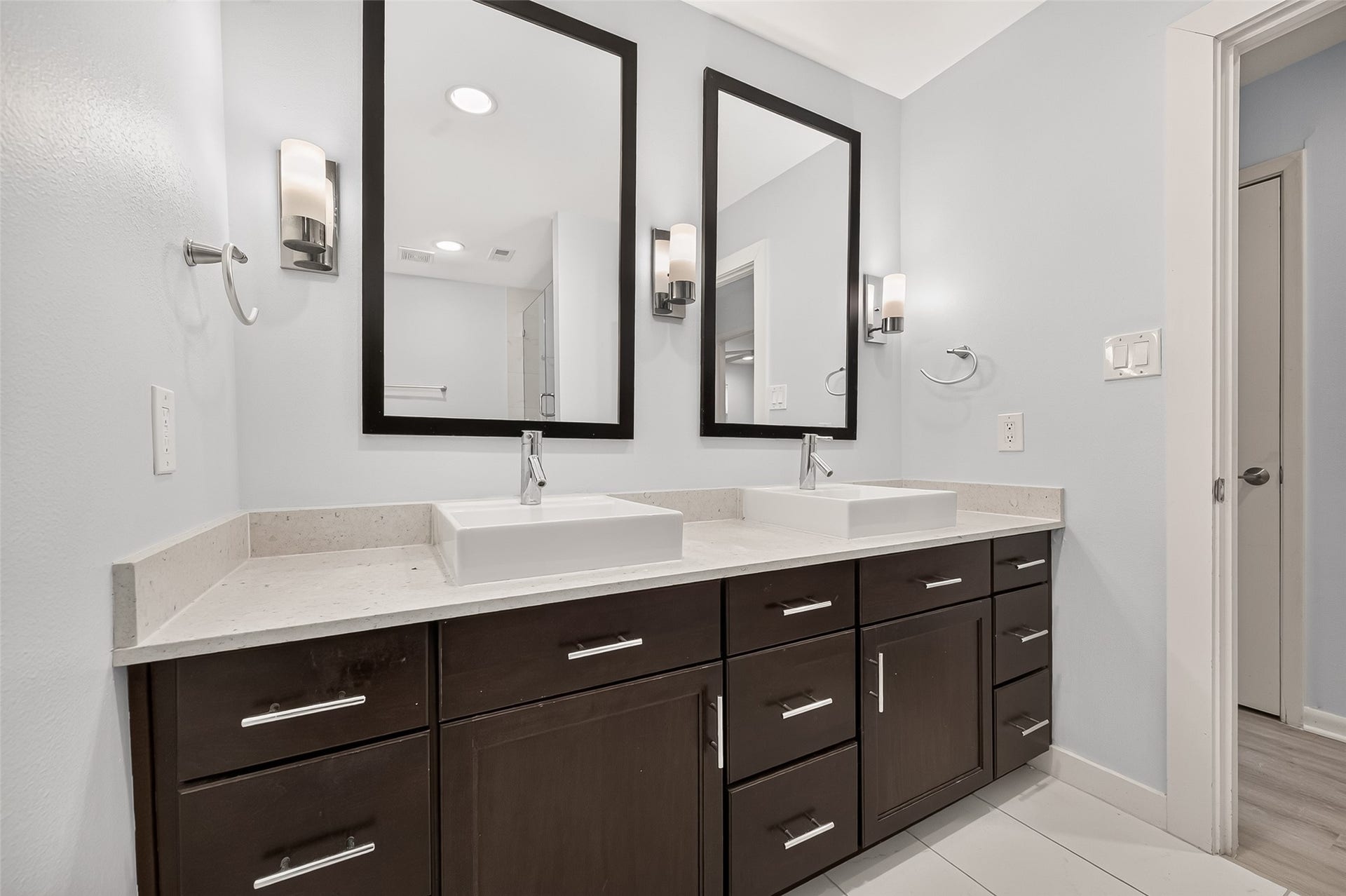 4513 Acacia, Bellaire, TX 77401 4513 Acacia, Bellaire, TX 77401