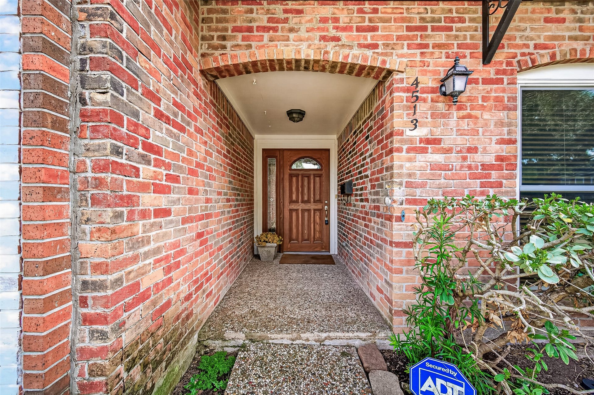 4513 Acacia, Bellaire, TX 77401 4513 Acacia, Bellaire, TX 77401