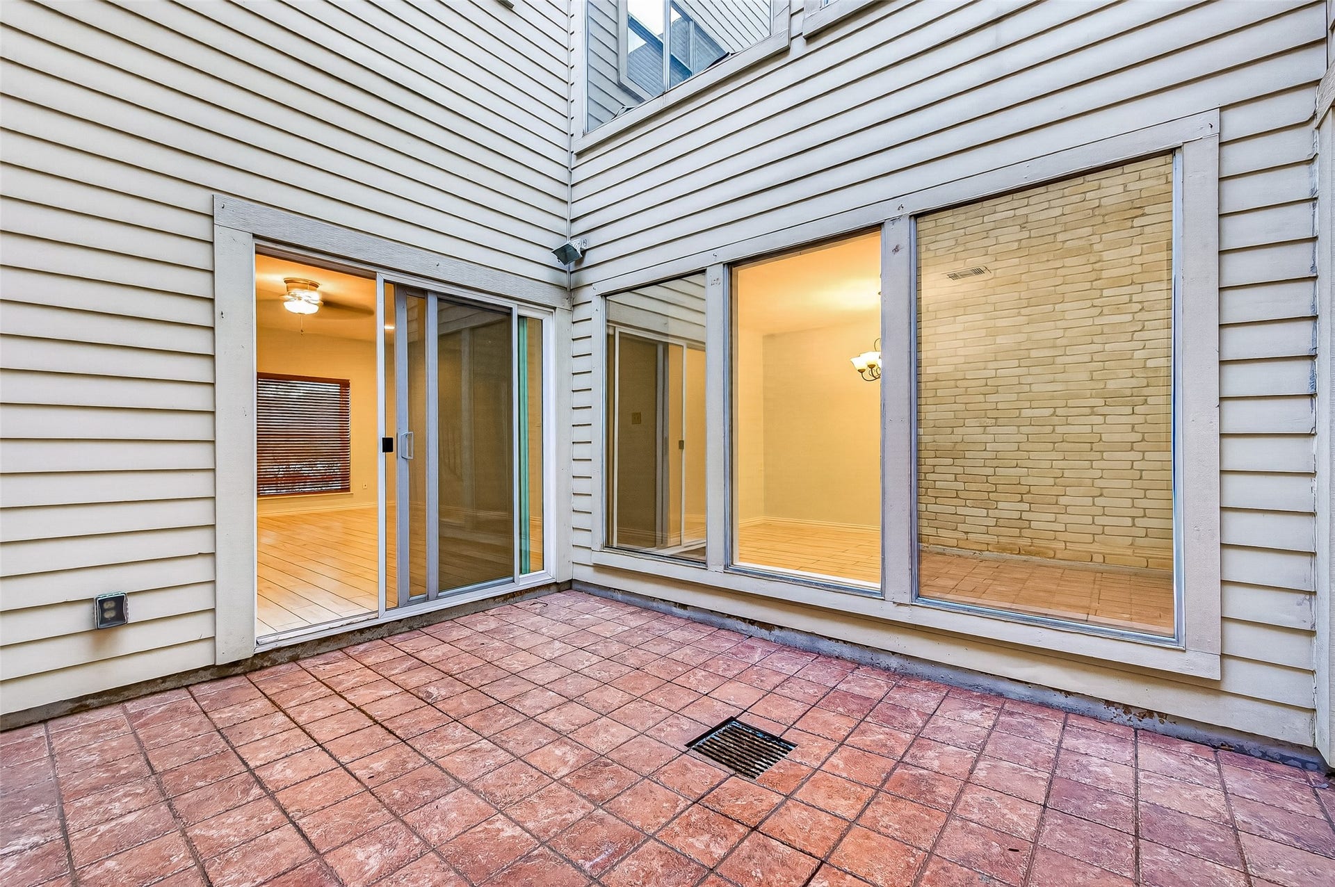 4513 Acacia, Bellaire, TX 77401 4513 Acacia, Bellaire, TX 77401
