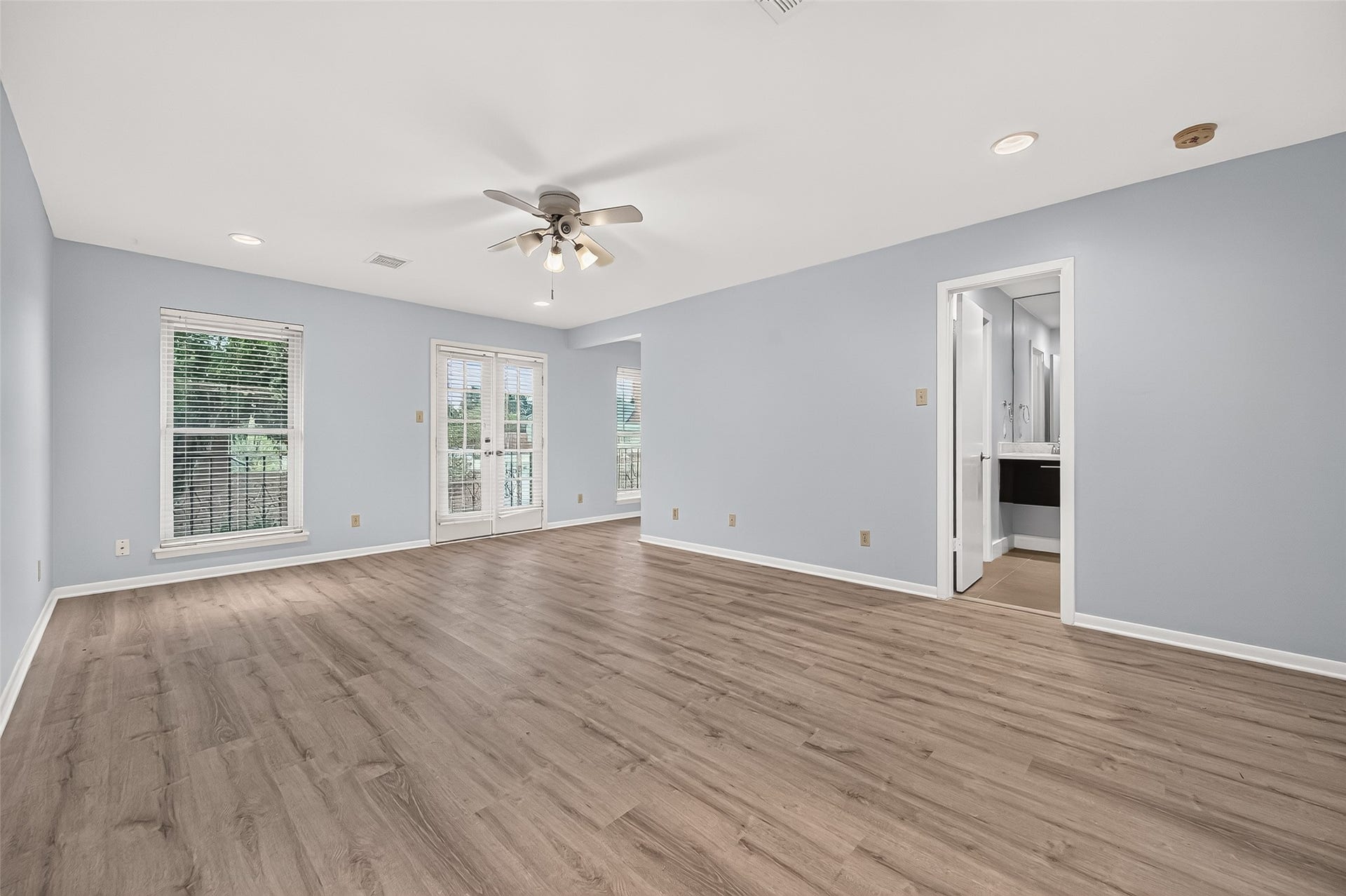 4513 Acacia, Bellaire, TX 77401 4513 Acacia, Bellaire, TX 77401