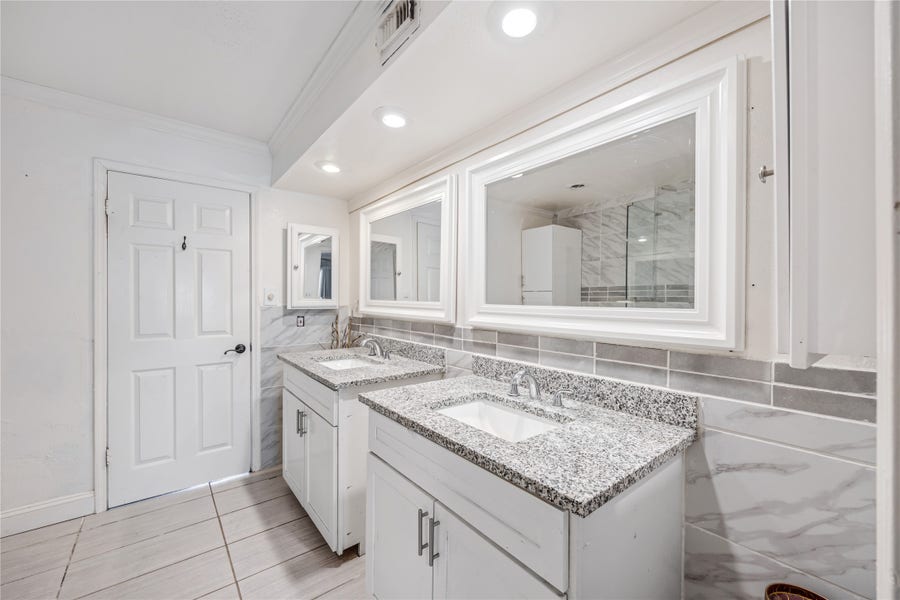 Property photo for 2574 Marilee Lane, #2, Houston, TX