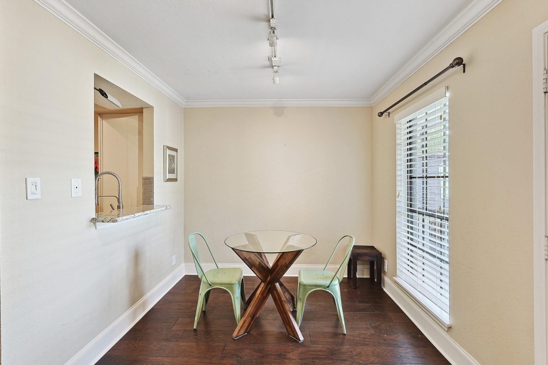 3402 Garrott Street, #15, Houston, TX 77006 3402 Garrott Street, #15, Houston, TX 77006